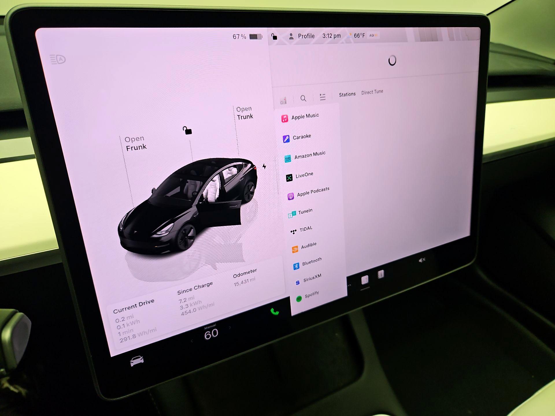Thumbnail: 2023 Tesla Model 3 - 15