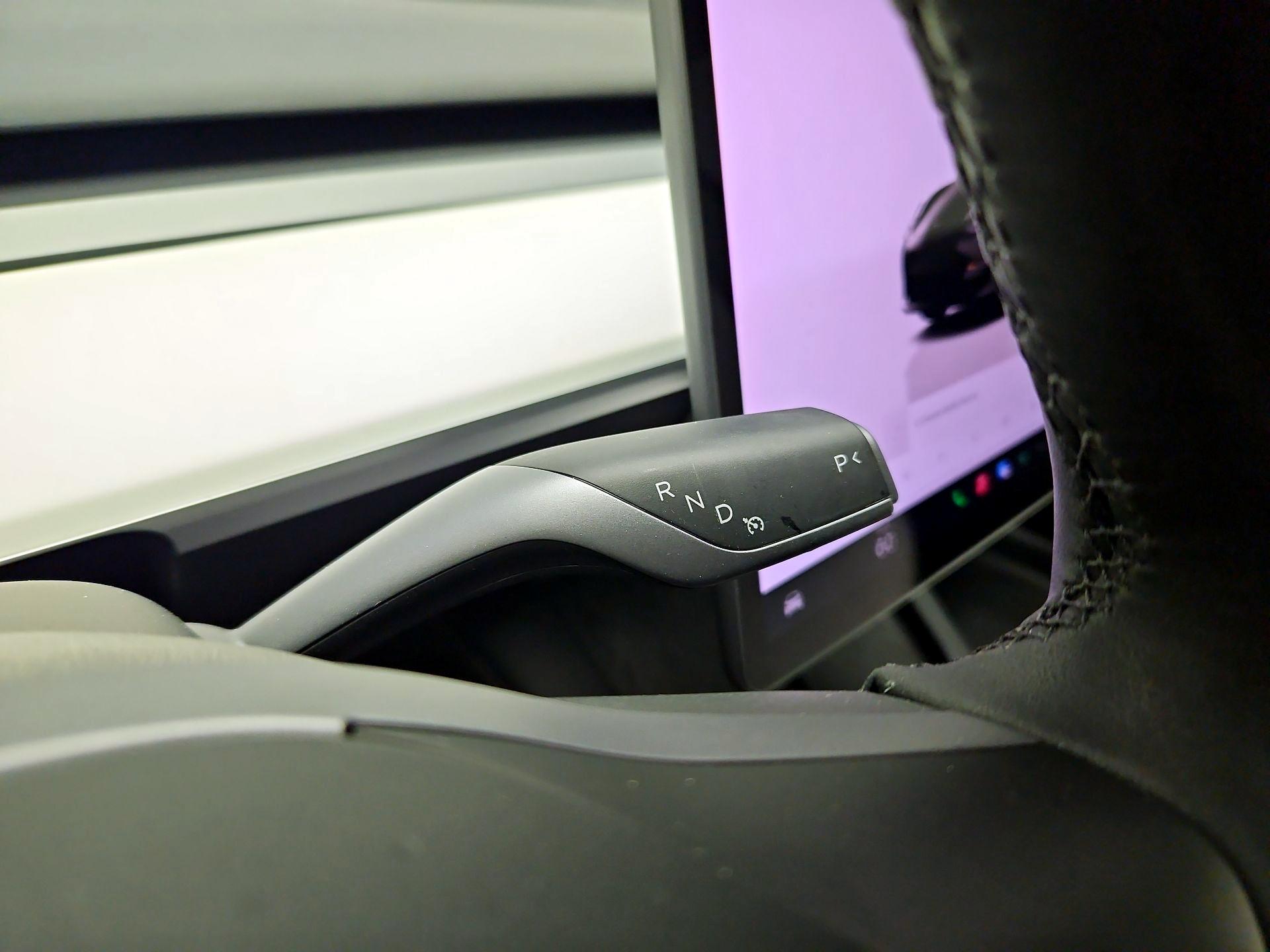 Thumbnail: 2023 Tesla Model 3 - 17