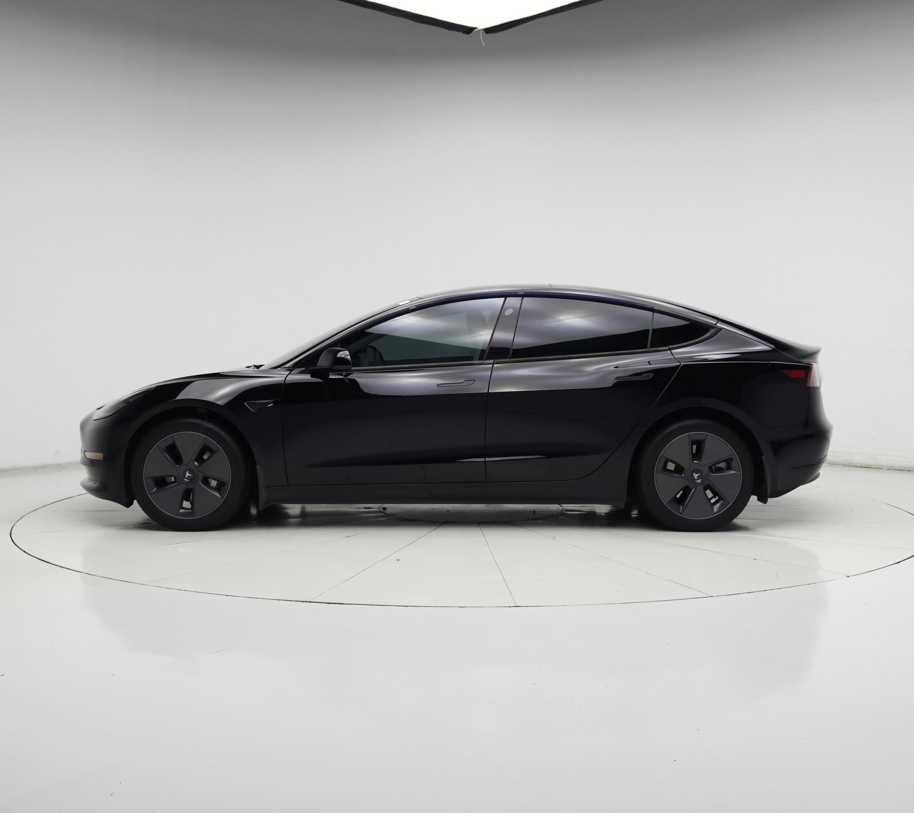 Thumbnail: 2023 Tesla Model 3 - 3