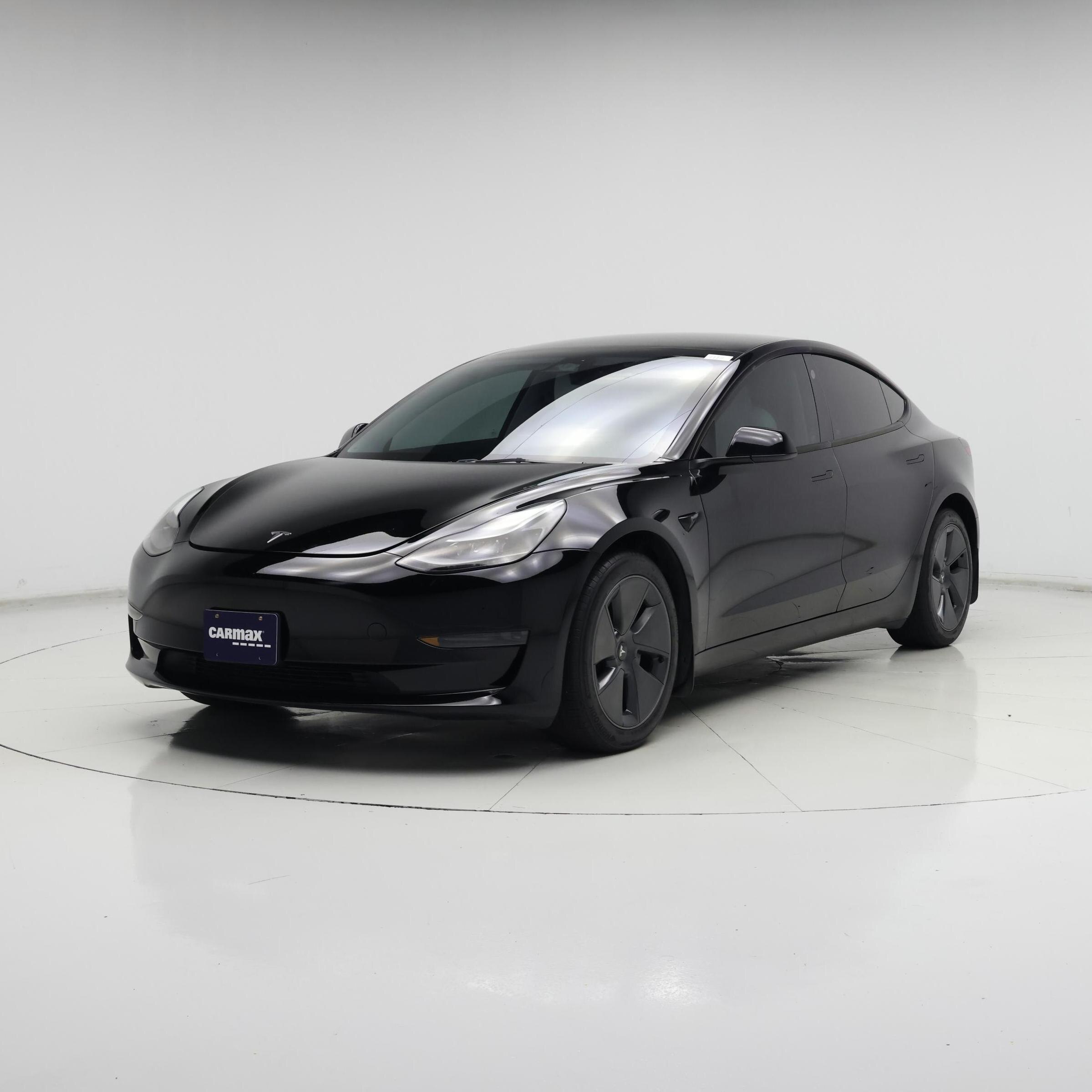 Thumbnail: 2023 Tesla Model 3 - 4