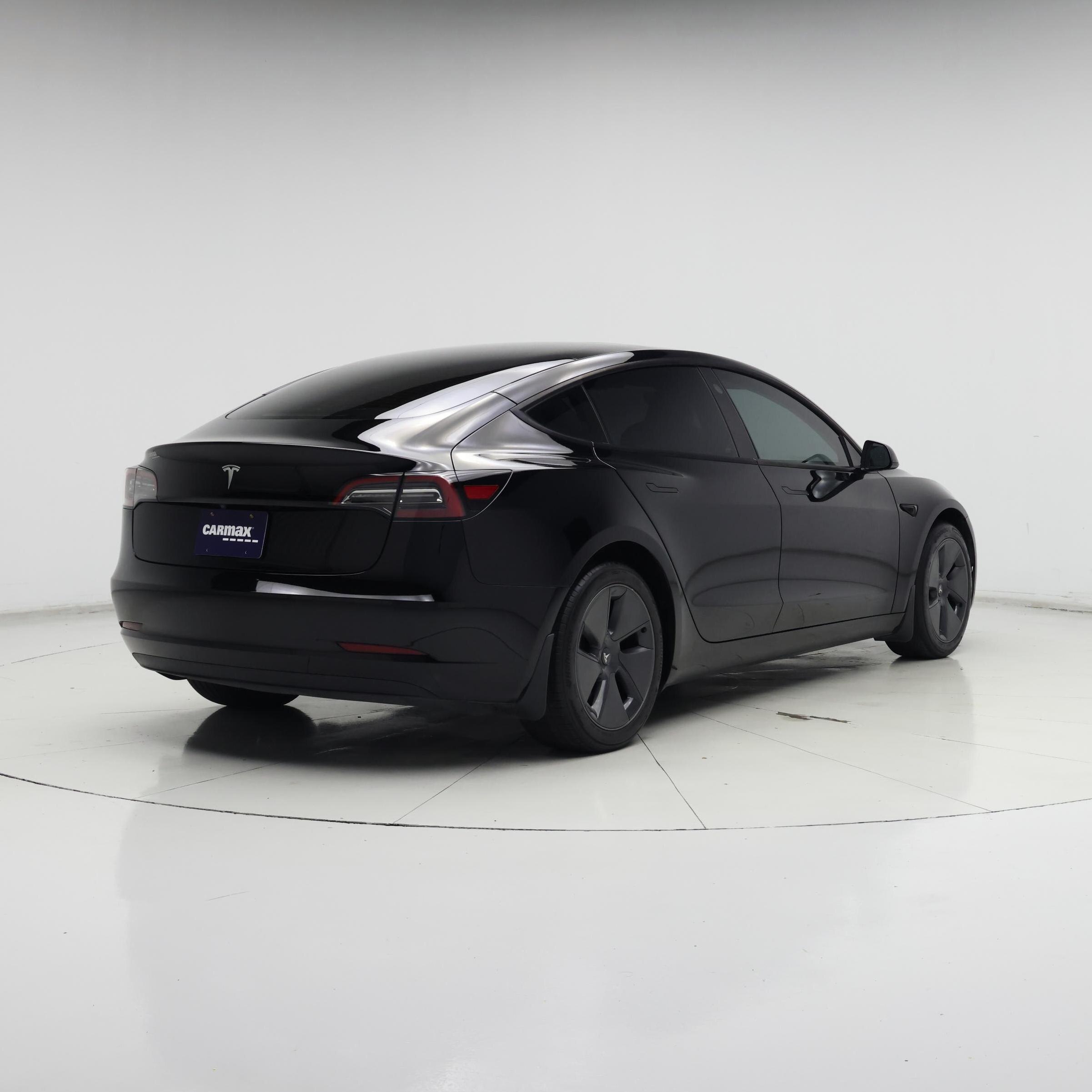 Thumbnail: 2023 Tesla Model 3 - 8