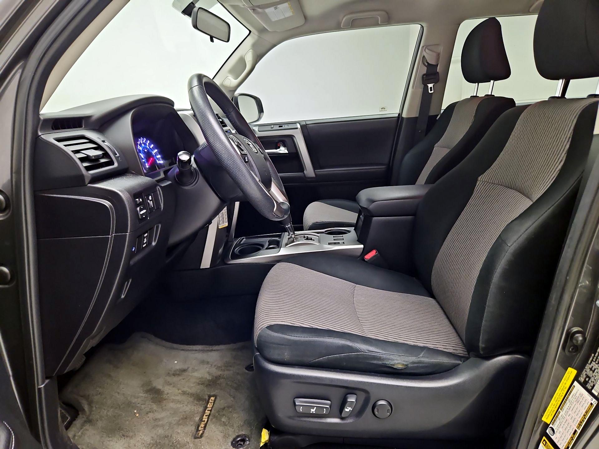 Thumbnail: 2015 Toyota 4Runner - 11