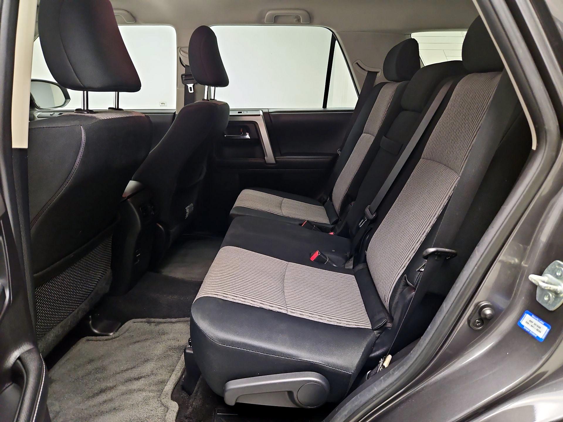 Thumbnail: 2015 Toyota 4Runner - 17