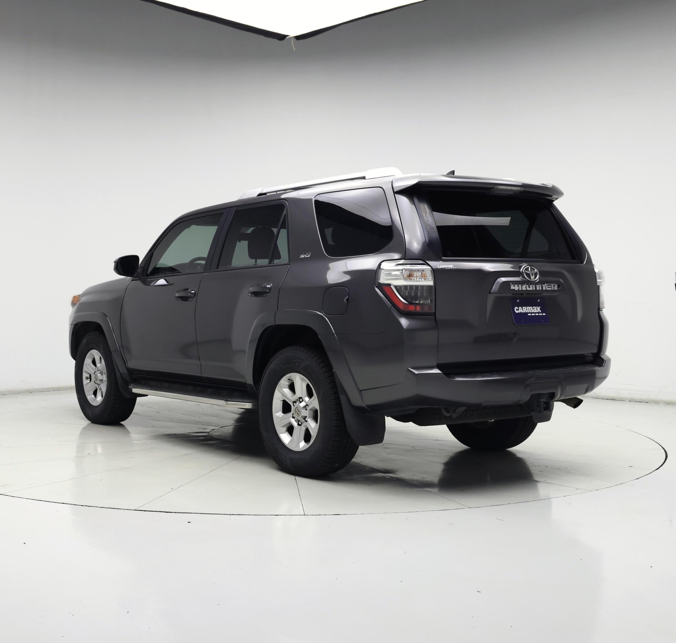 Thumbnail: 2015 Toyota 4Runner - 2