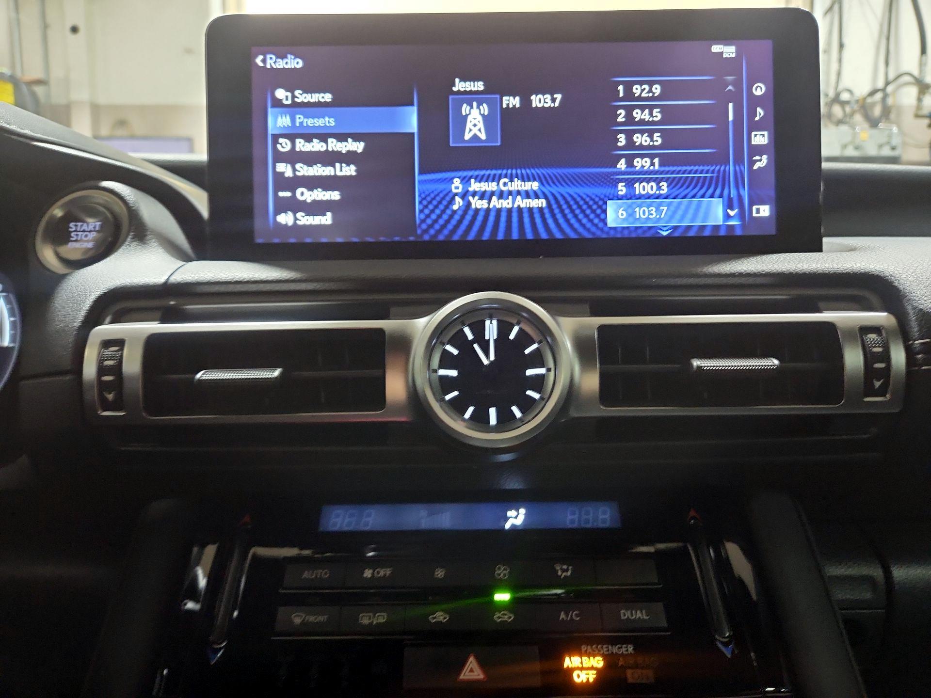 Thumbnail: 2022 Lexus IS - 13