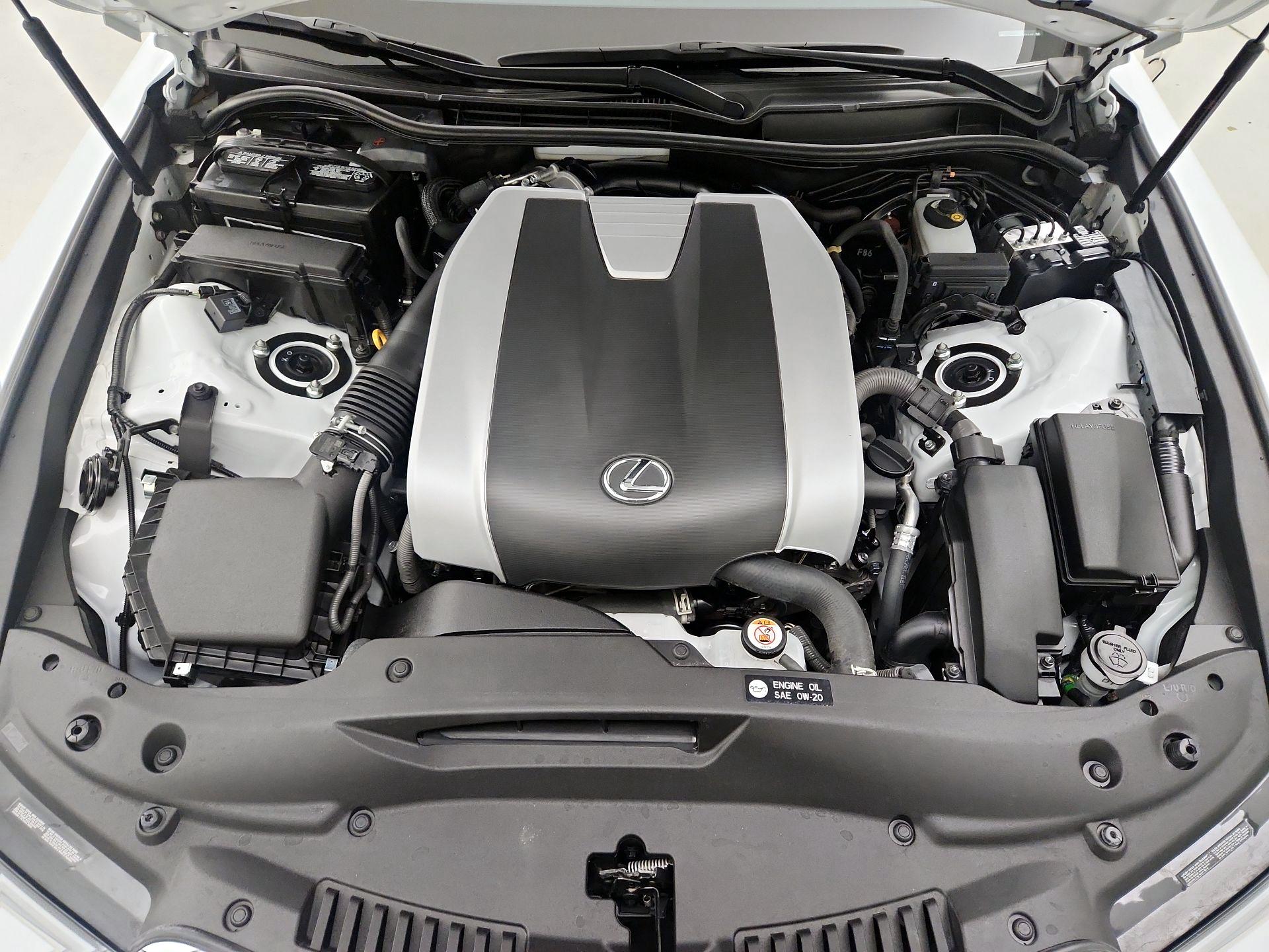 Thumbnail: 2022 Lexus IS - 17