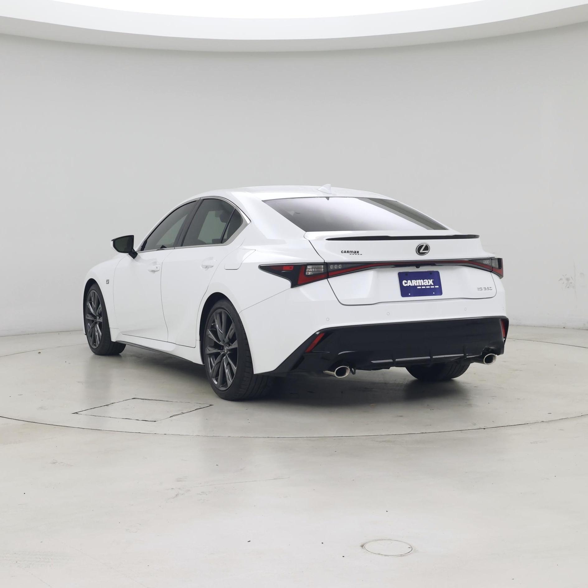 Thumbnail: 2022 Lexus IS - 2