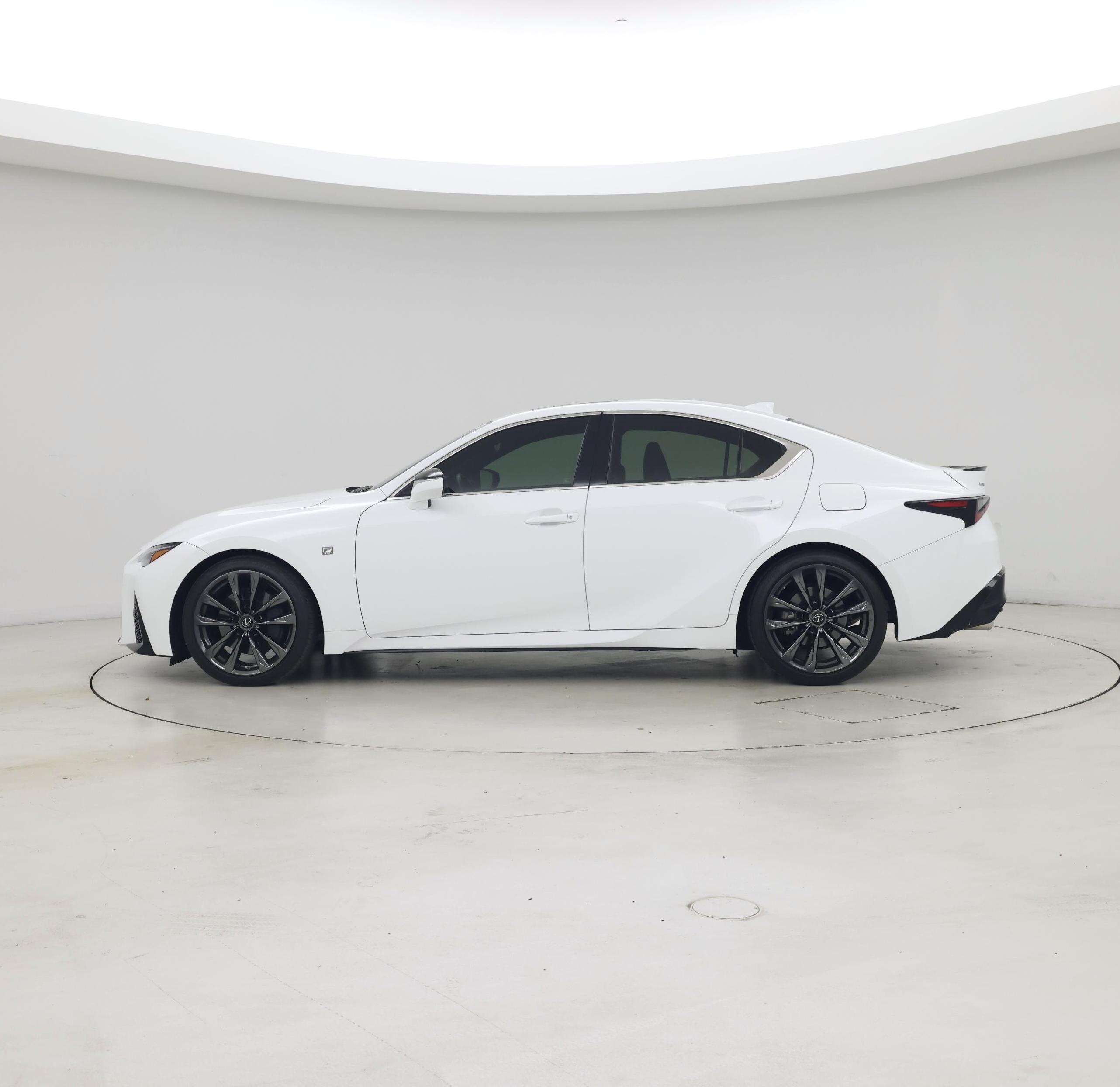 Thumbnail: 2022 Lexus IS - 3