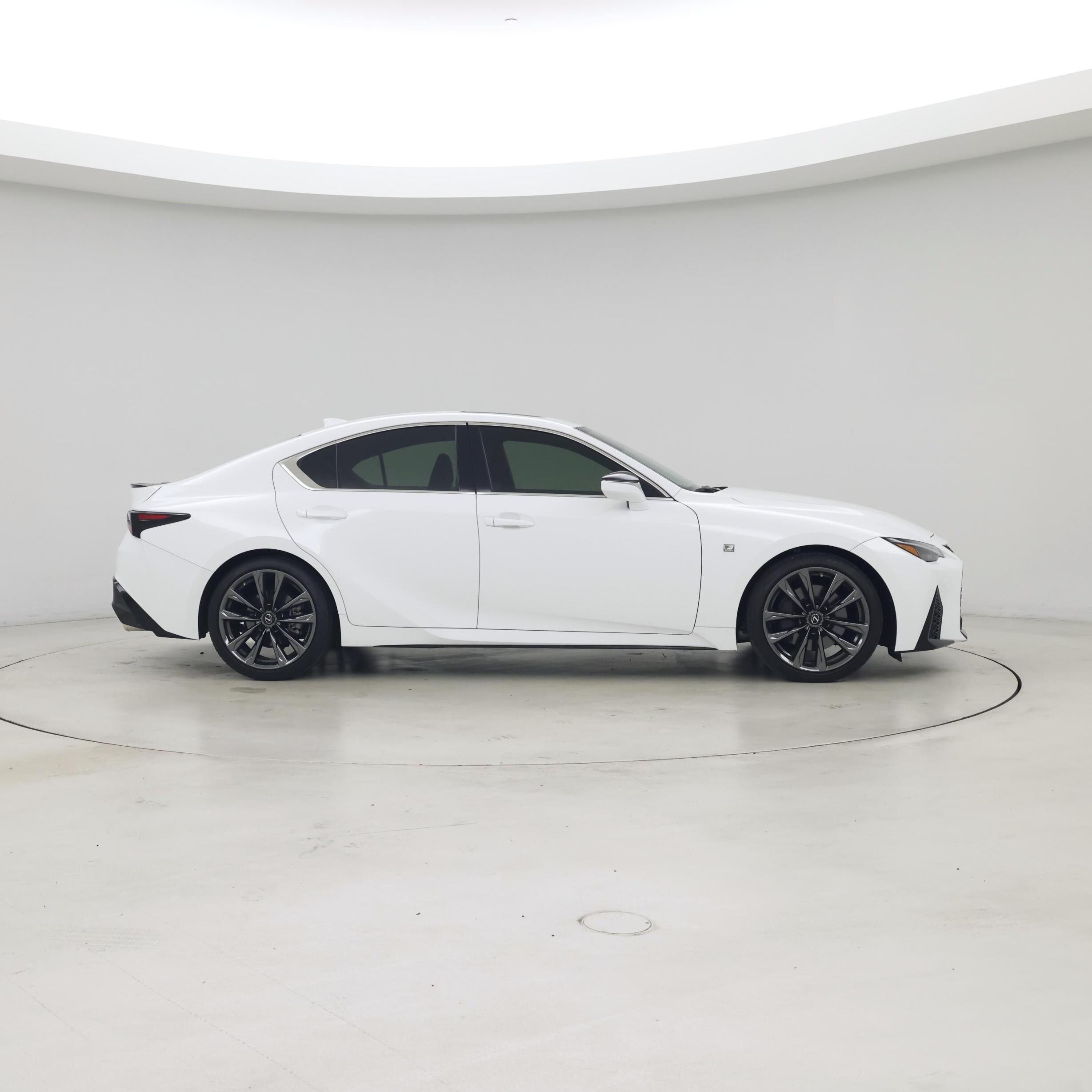 Thumbnail: 2022 Lexus IS - 7