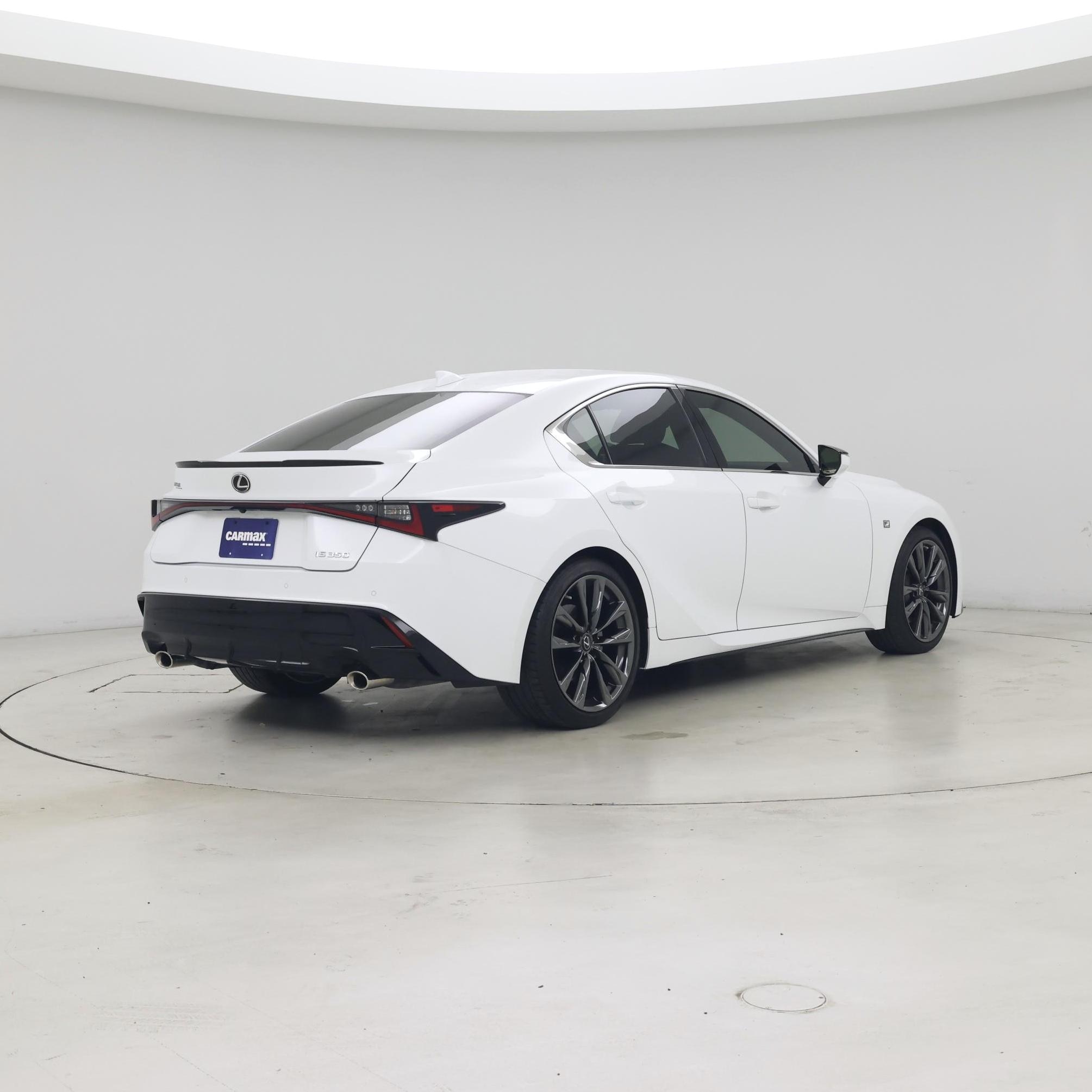 Thumbnail: 2022 Lexus IS - 8