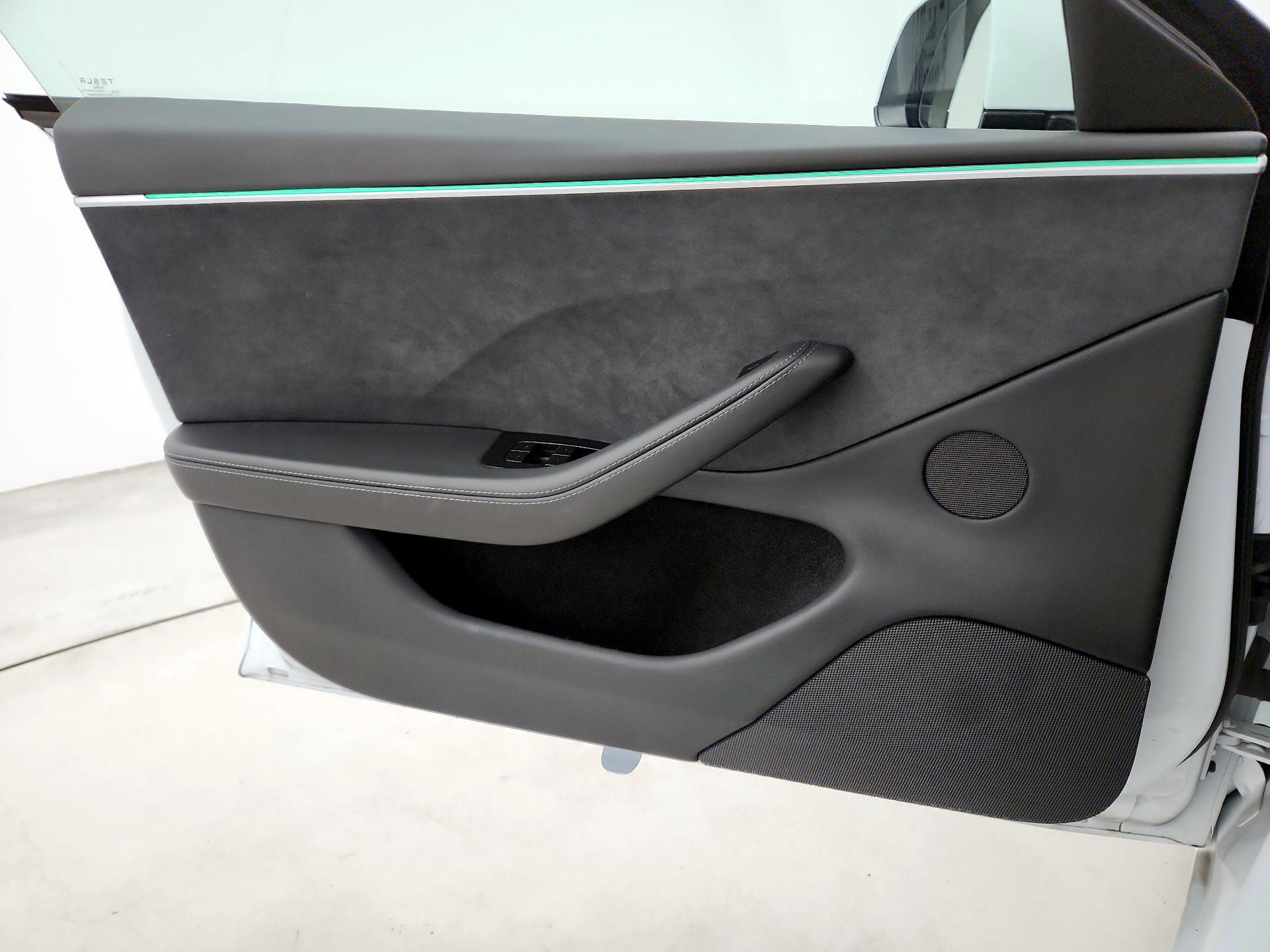 Thumbnail: 2024 Tesla Model 3 - 12