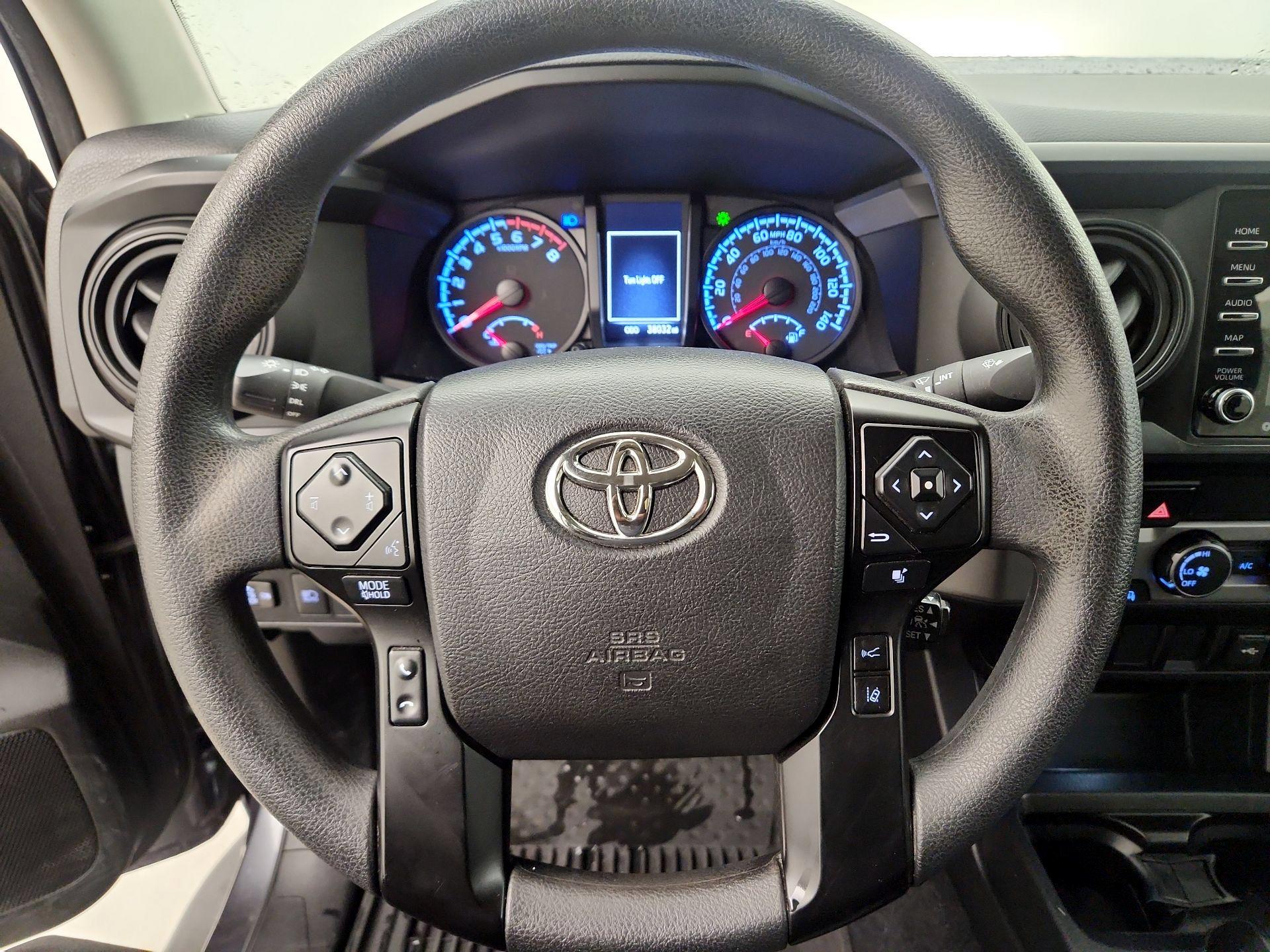 Thumbnail: 2021 Toyota Tacoma - 10