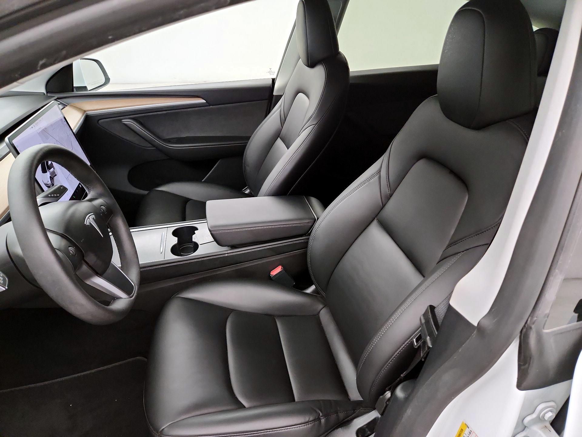 Thumbnail: 2023 Tesla Model Y - 11