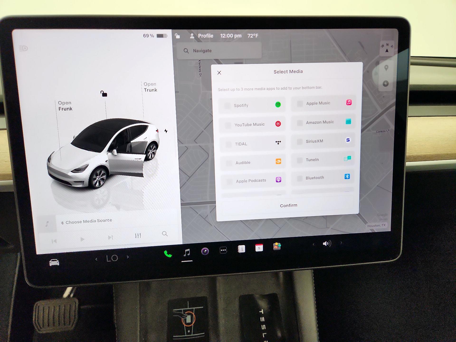 Thumbnail: 2023 Tesla Model Y - 15