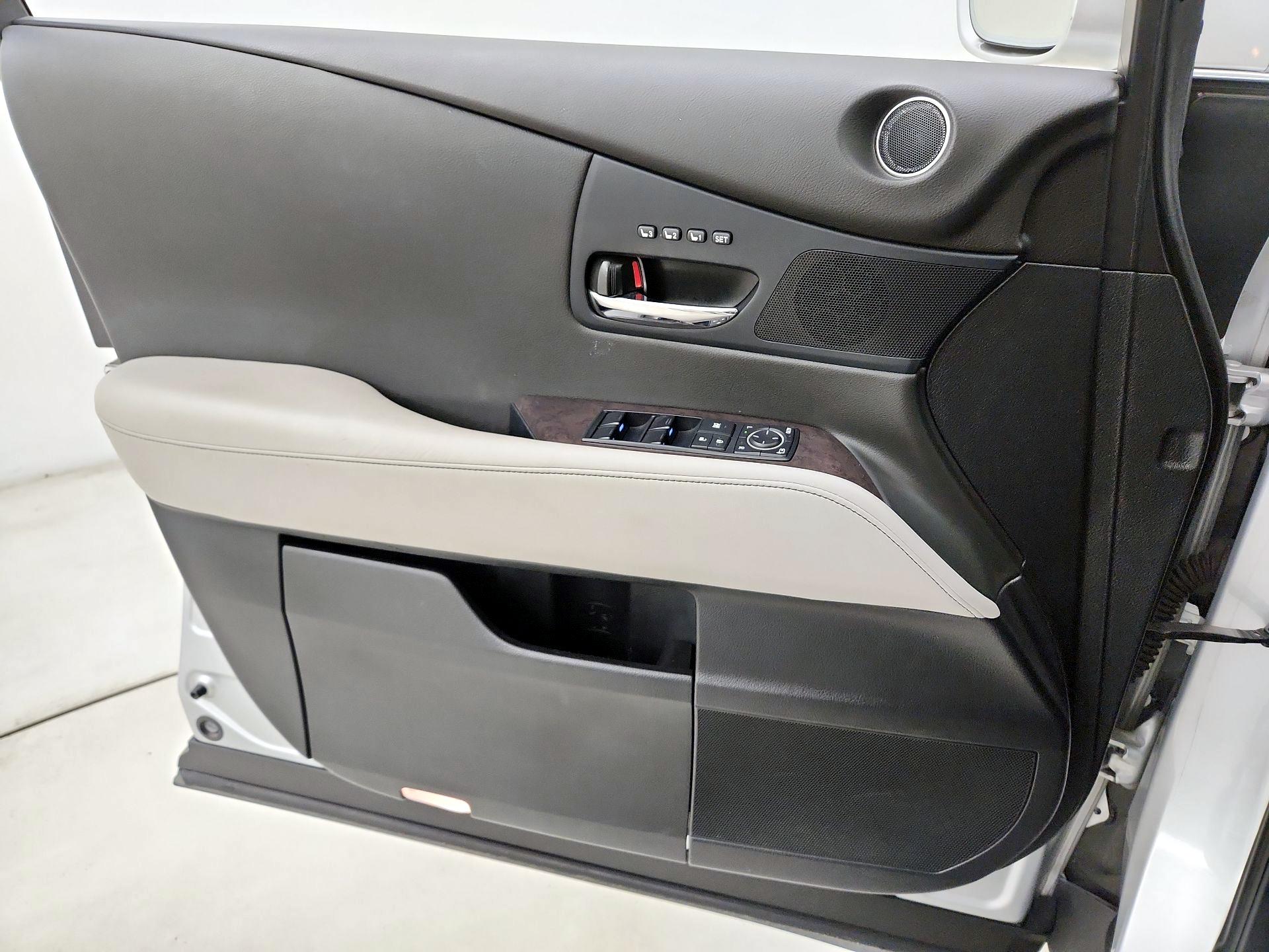 Thumbnail: 2015 Lexus RX - 12