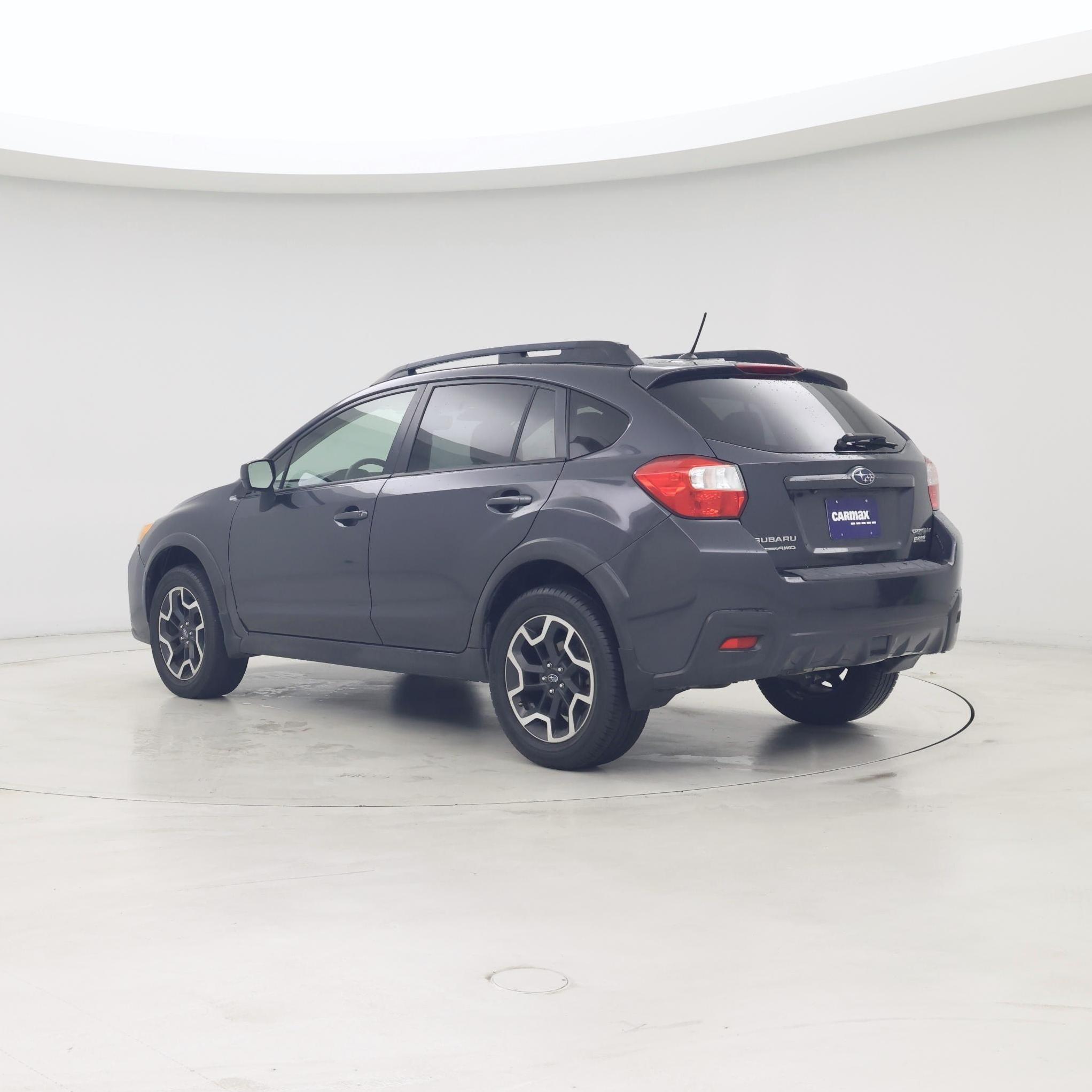 Thumbnail: 2017 Subaru Crosstrek - 2