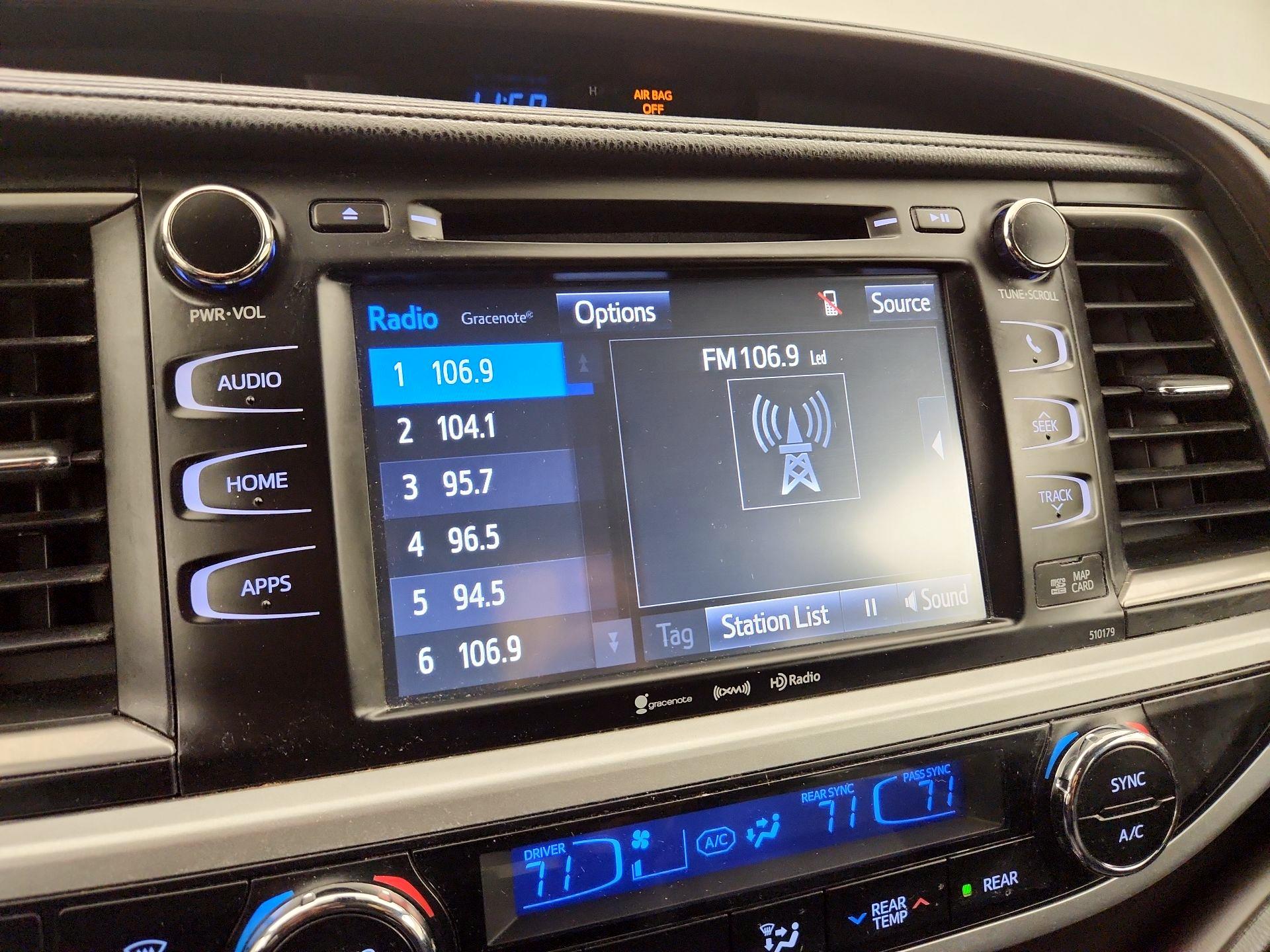 Thumbnail: 2018 Toyota Highlander - 15