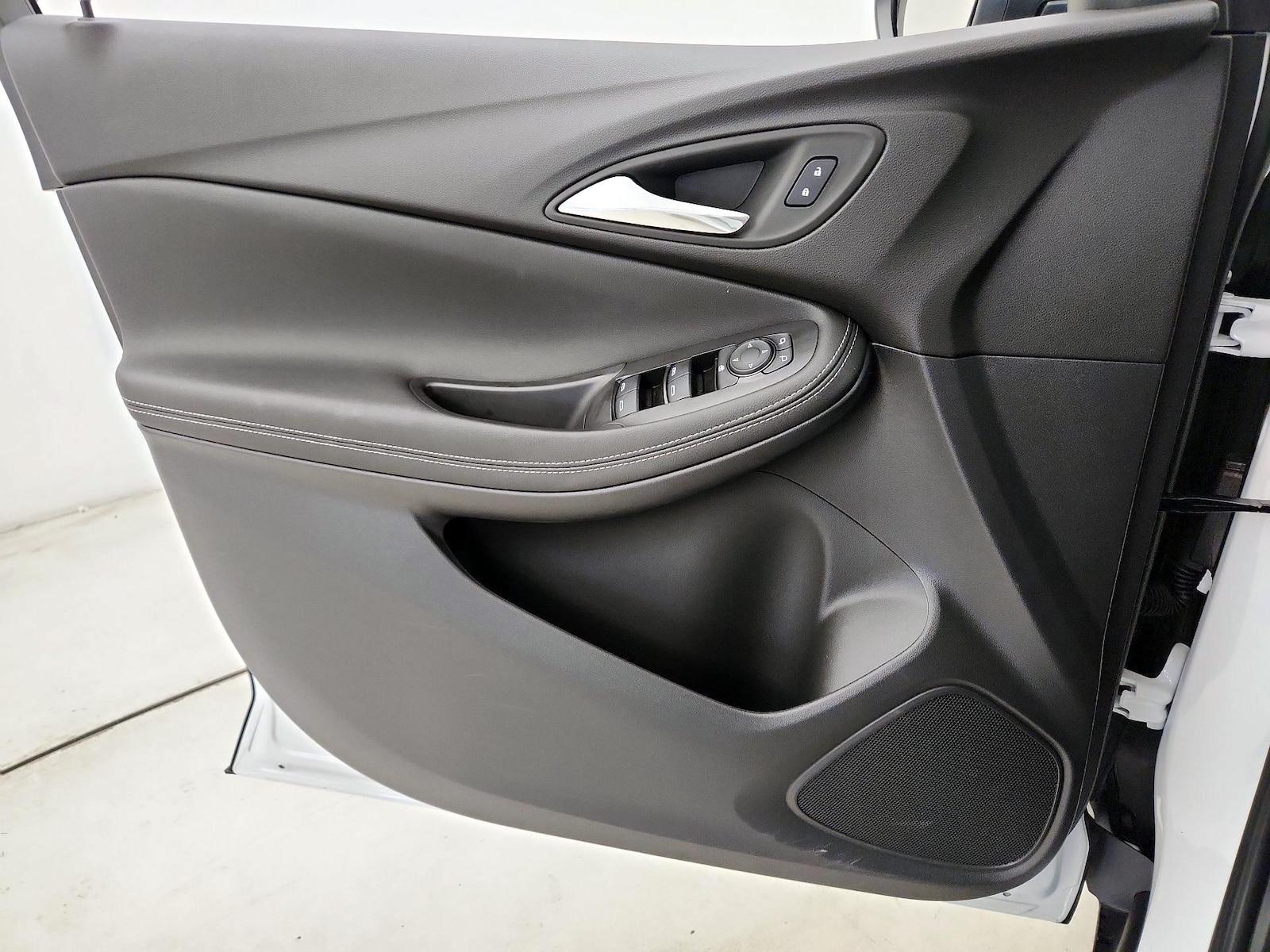2025 Buick Encore GX Preferred - Photo 13