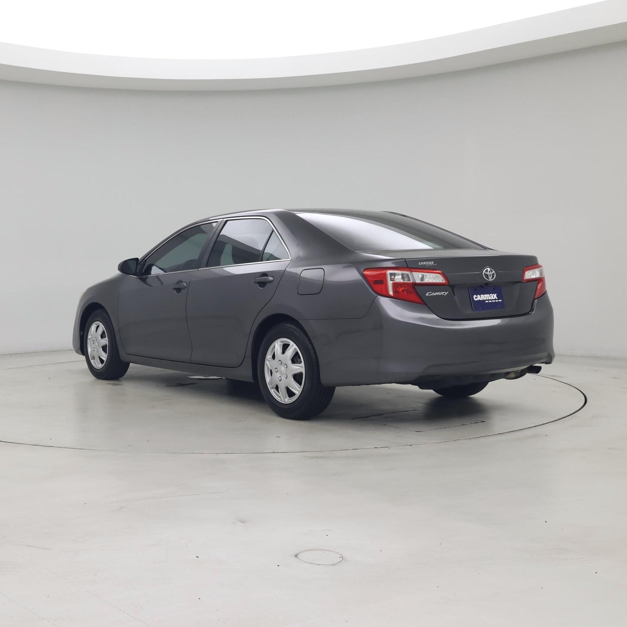 Thumbnail: 2014 Toyota Camry - 2