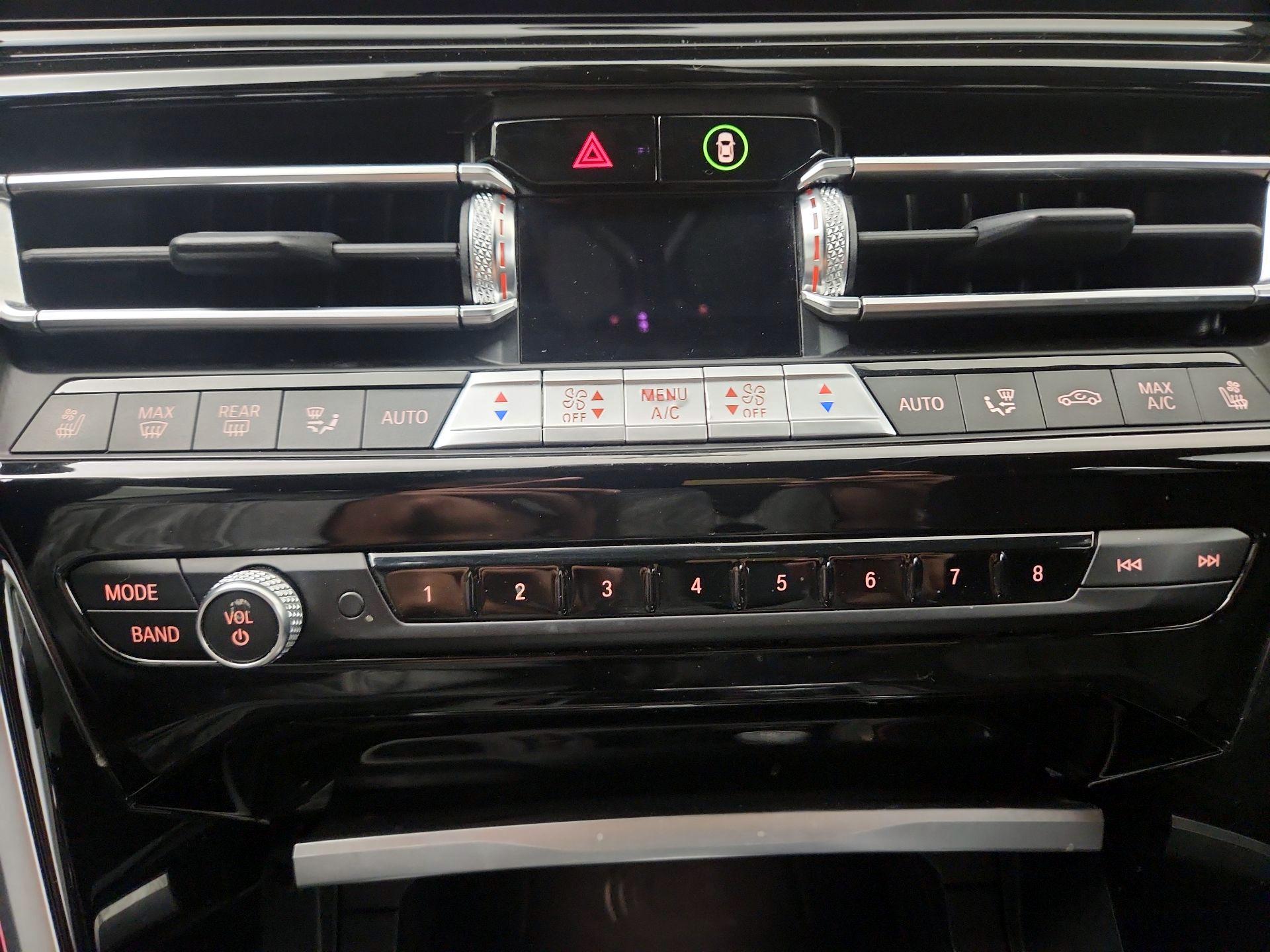 Thumbnail: 2023 BMW 8 Series - 14