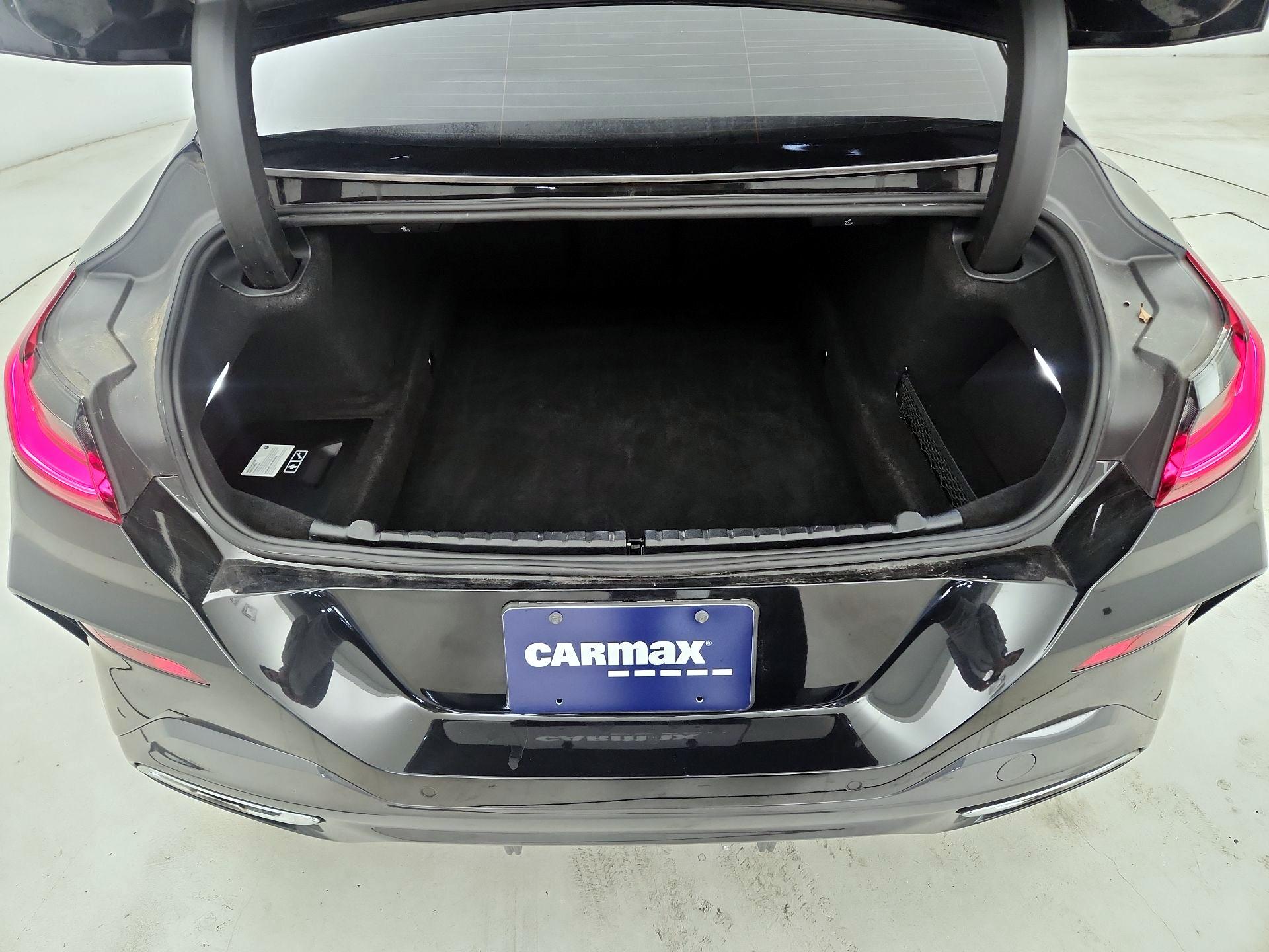 Thumbnail: 2023 BMW 8 Series - 16