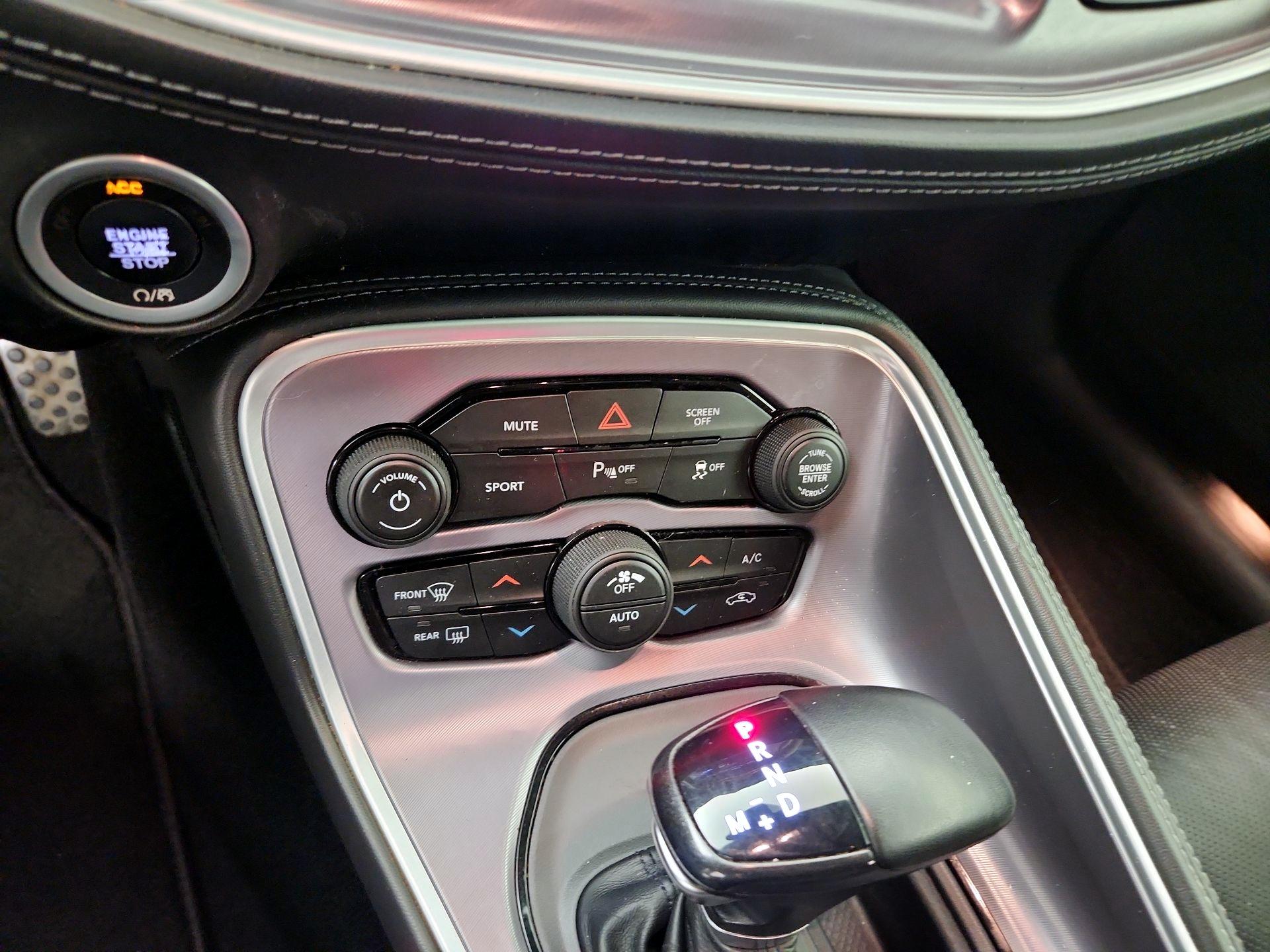 Thumbnail: 2020 Dodge Challenger - 14