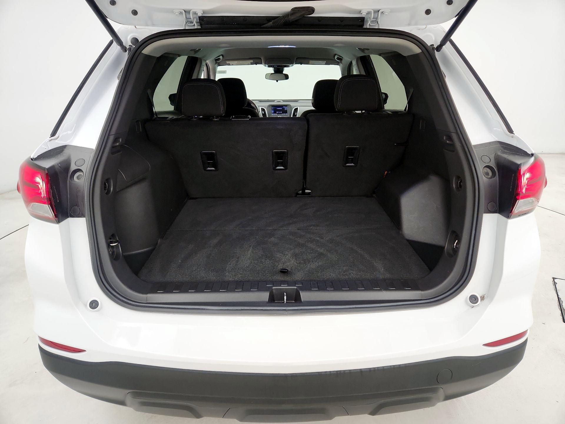 Thumbnail: 2023 Chevrolet Equinox - 16