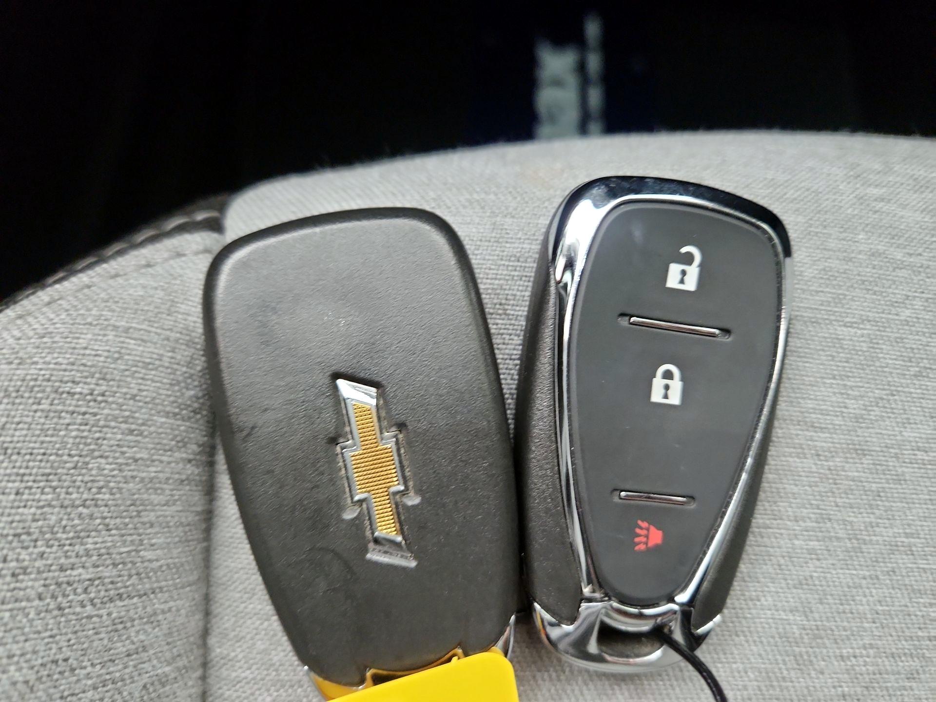 Thumbnail: 2023 Chevrolet Equinox - 18