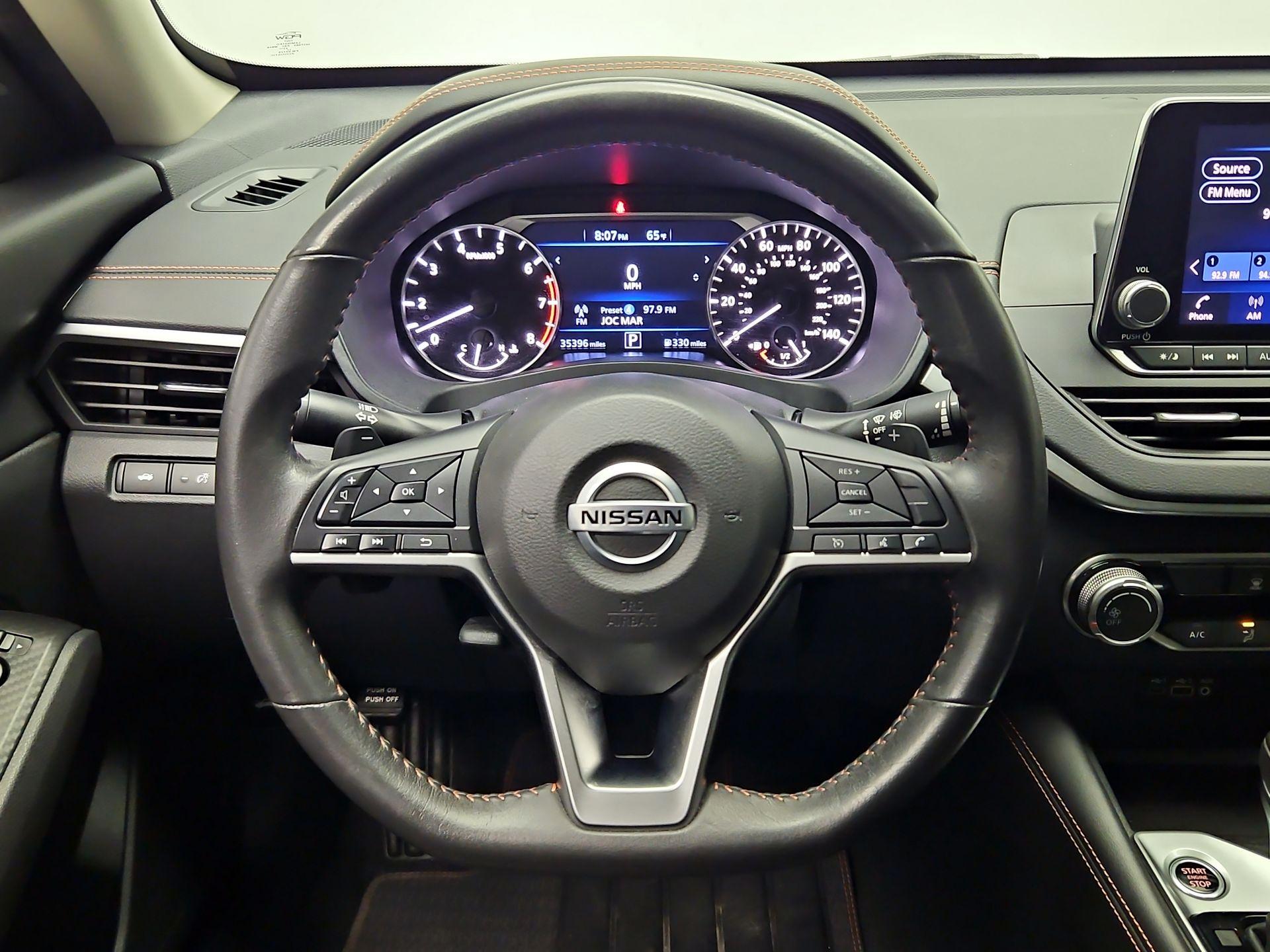 Thumbnail: 2022 Nissan Altima - 10