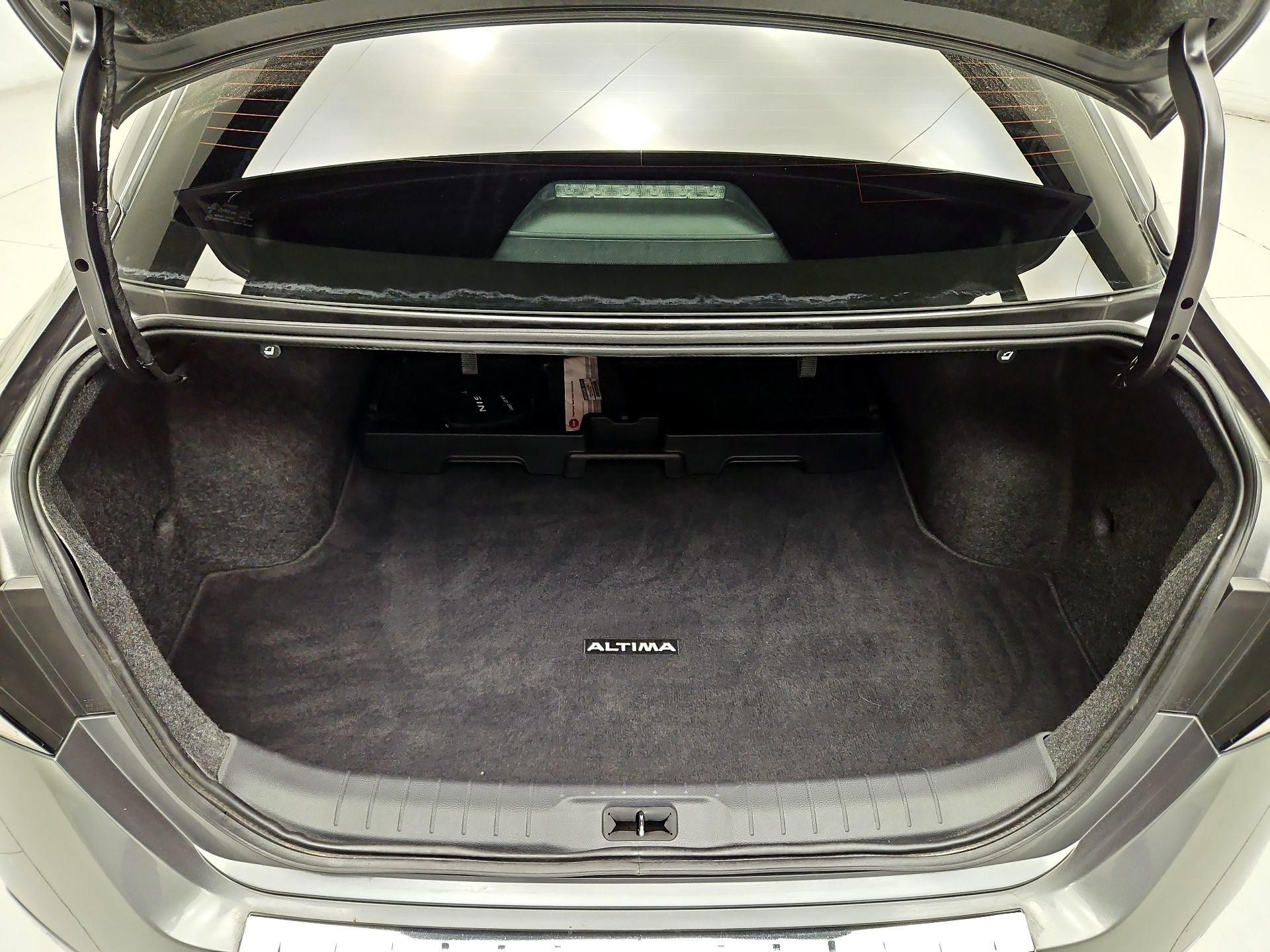 Thumbnail: 2022 Nissan Altima - 20