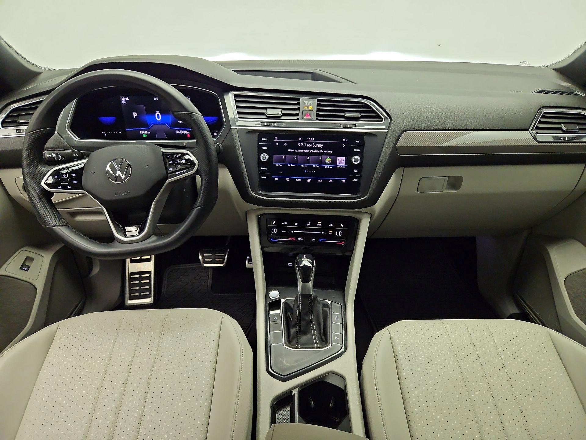 Thumbnail: 2022 Volkswagen Tiguan - 9