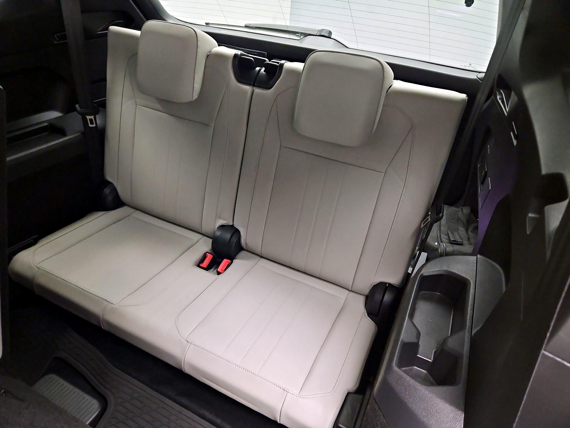 Thumbnail: 2022 Volkswagen Tiguan - 20