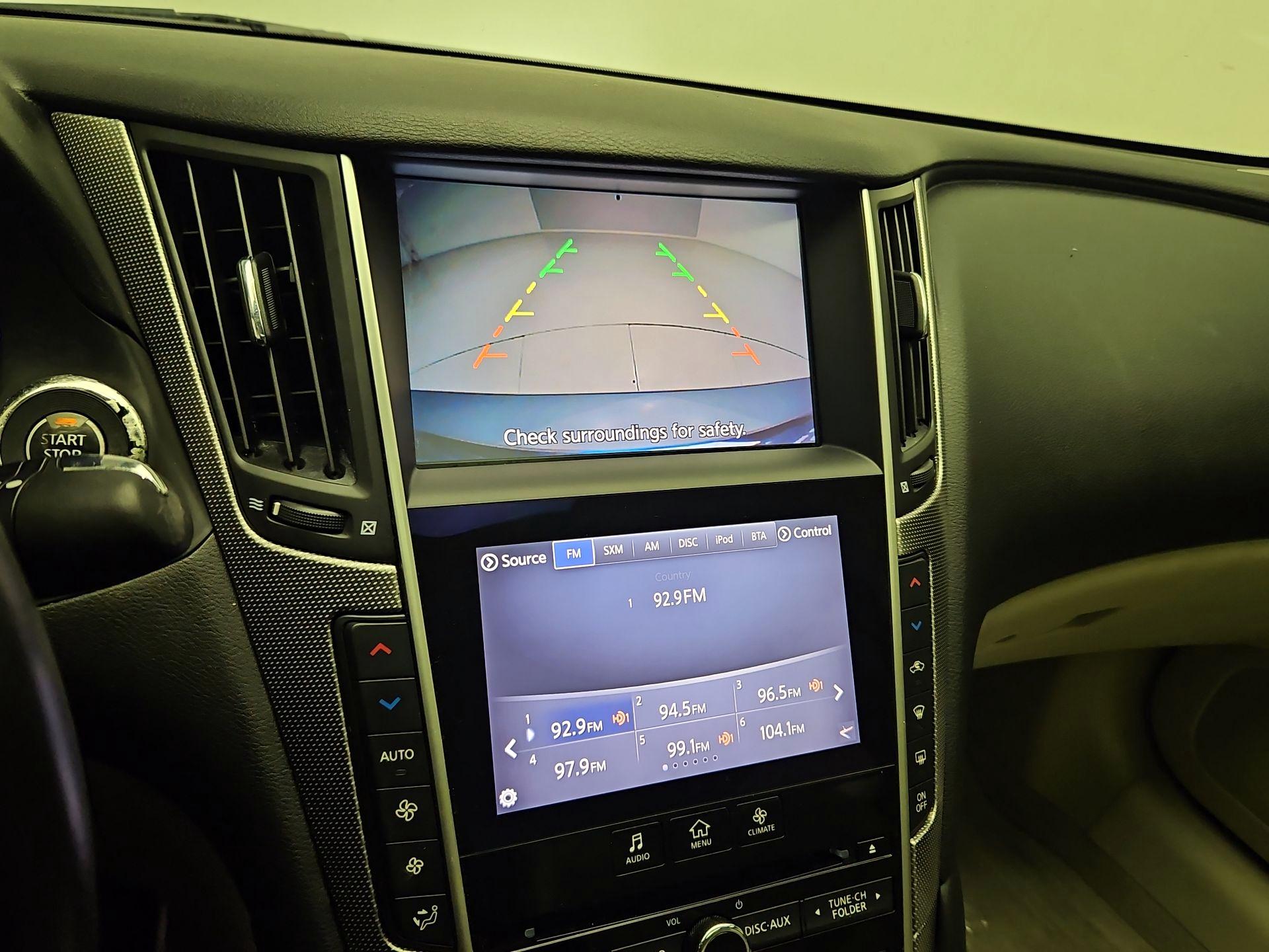 Thumbnail: 2015 INFINITI Q50 - 15