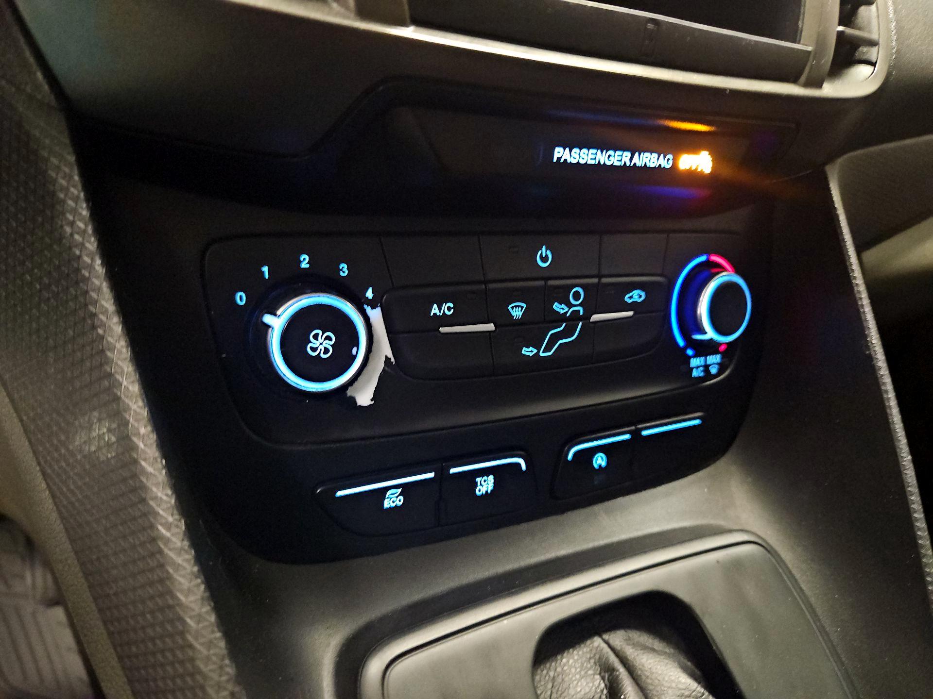 Thumbnail: 2020 Ford Transit Series - 16