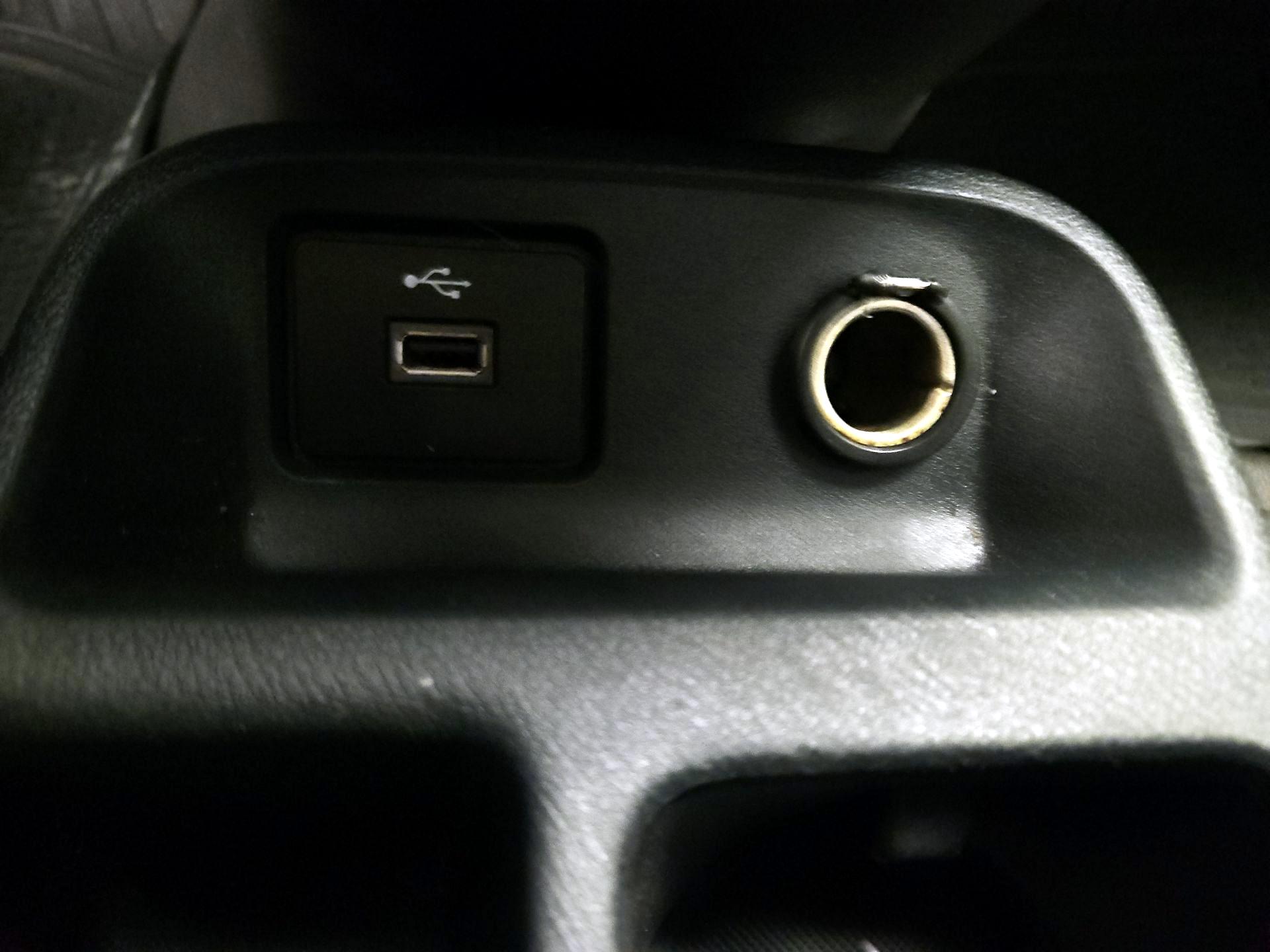 Thumbnail: 2020 Ford Transit Series - 18