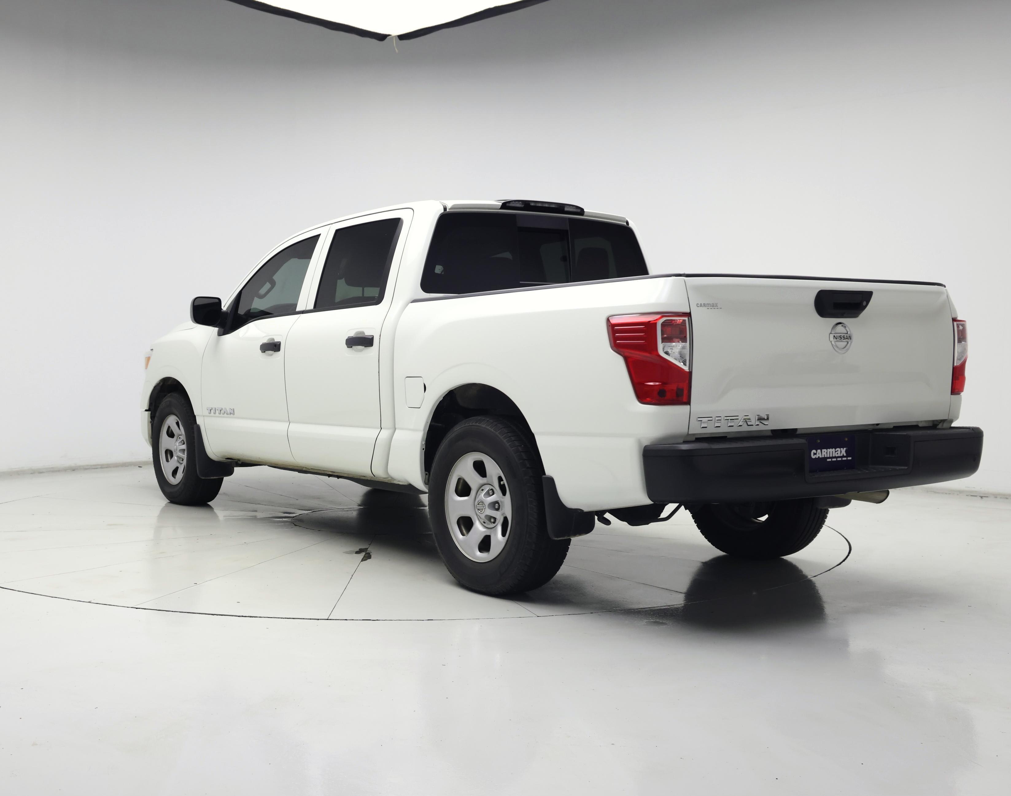 Thumbnail: 2021 Nissan Titan - 2