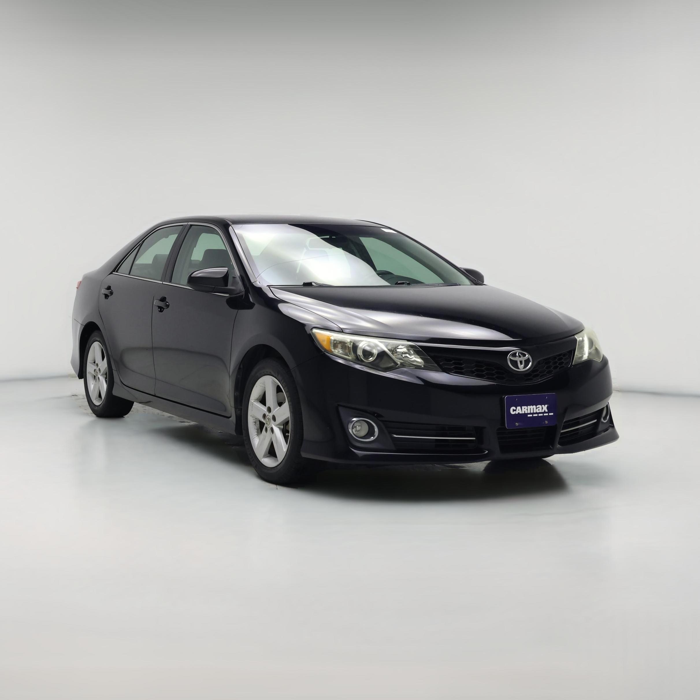 Thumbnail: 2014 Toyota Camry - 1