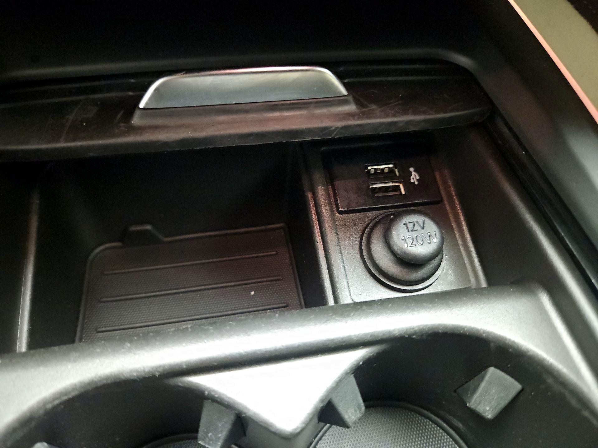 Thumbnail: 2019 INFINITI QX50 - 19