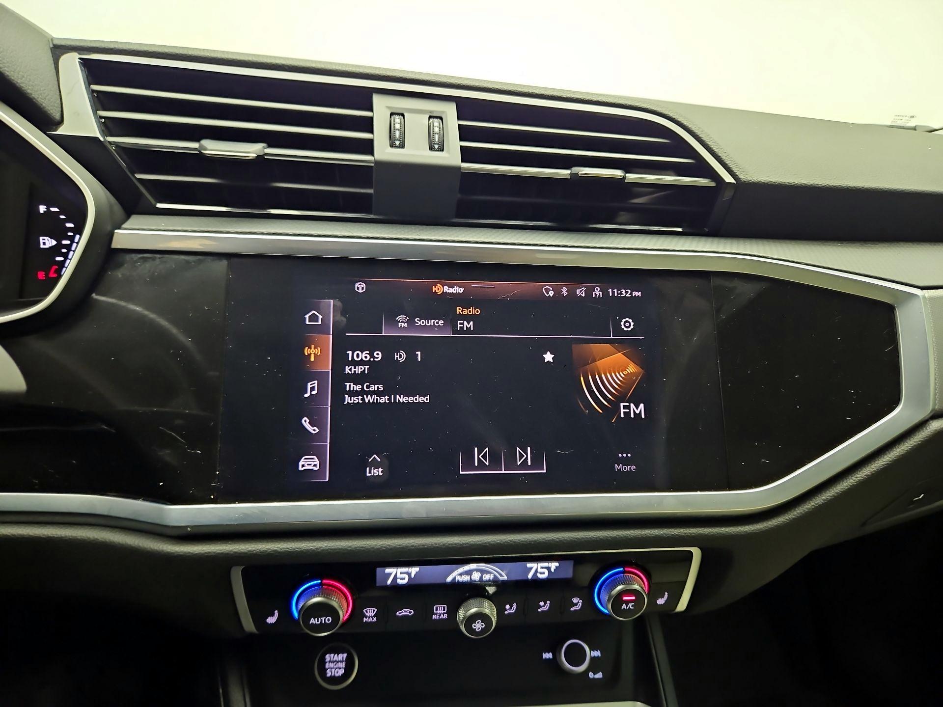 Thumbnail: 2022 Audi Q3 - 14