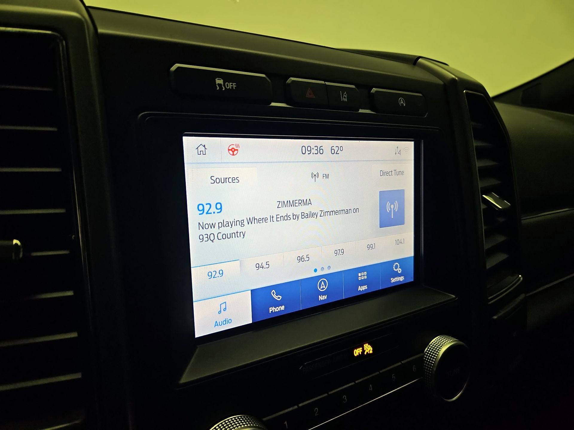 Thumbnail: 2021 Ford Expedition - 16