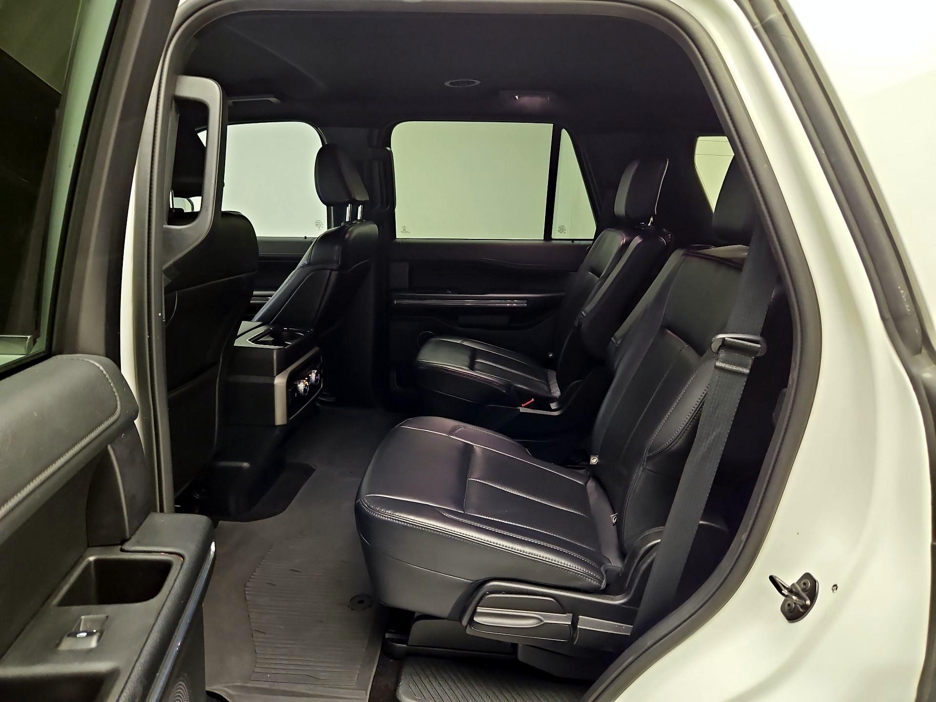 Thumbnail: 2021 Ford Expedition - 20