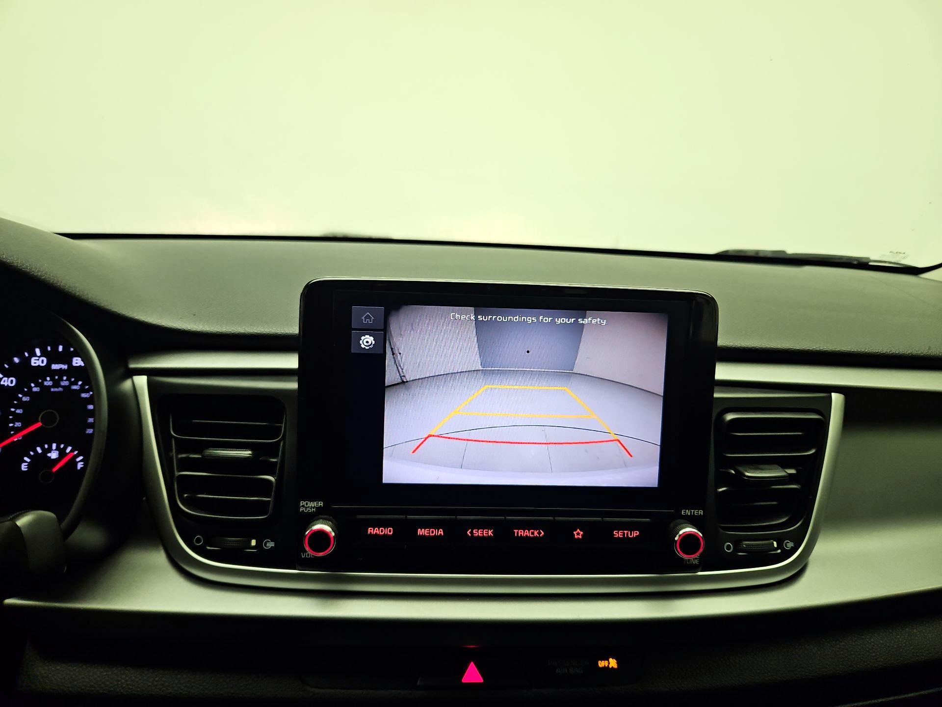 Thumbnail: 2023 Kia Rio - 13