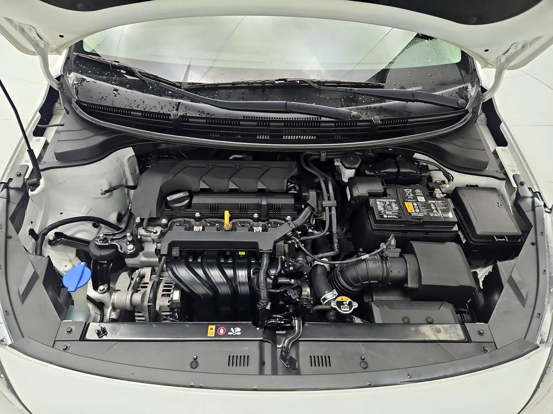 Thumbnail: 2023 Kia Rio - 19