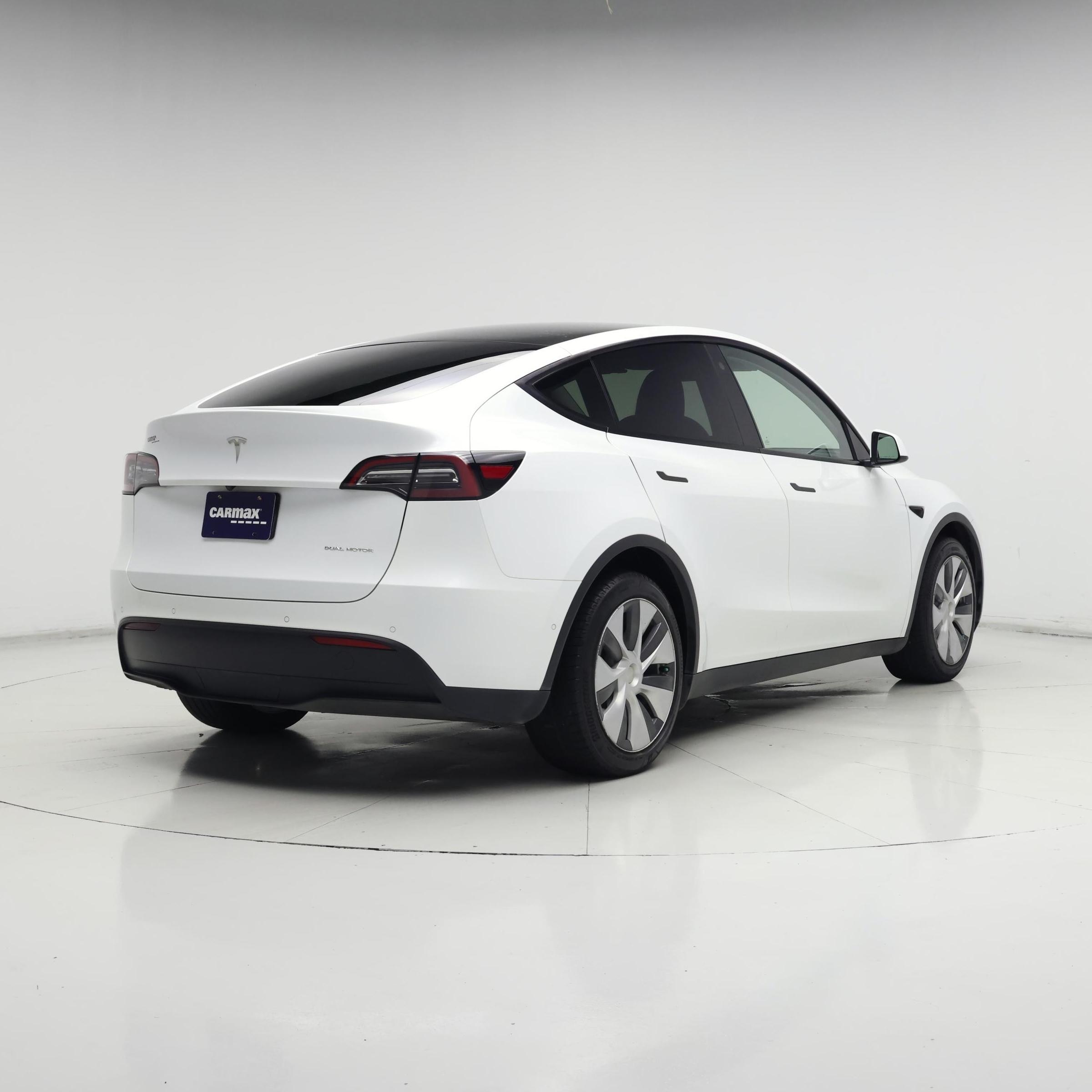 Thumbnail: 2022 Tesla Model Y - 8