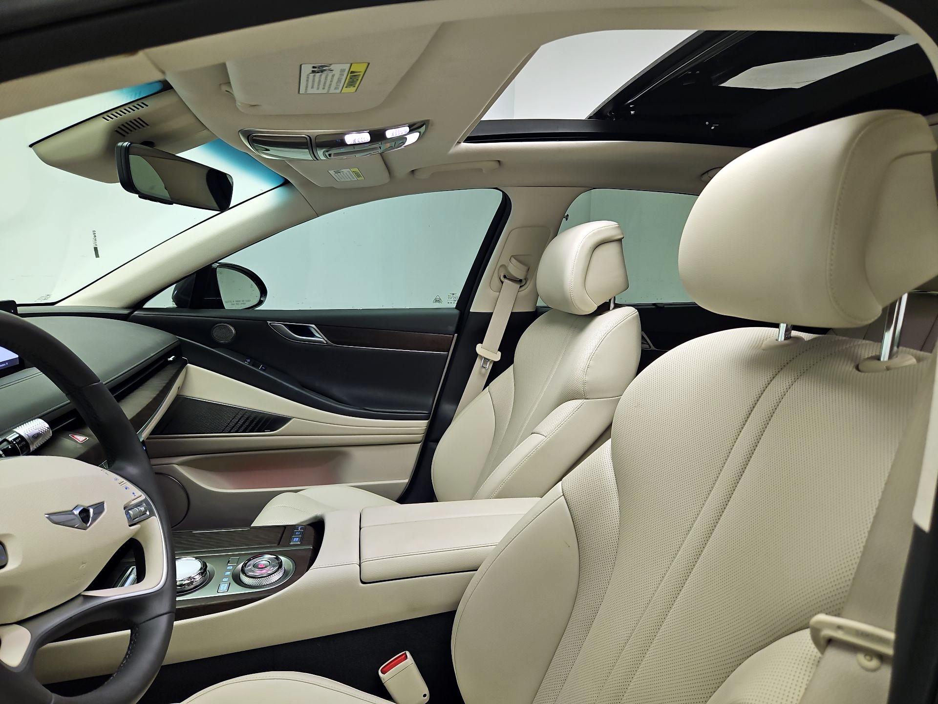 Thumbnail: 2023 Genesis G80 - 20