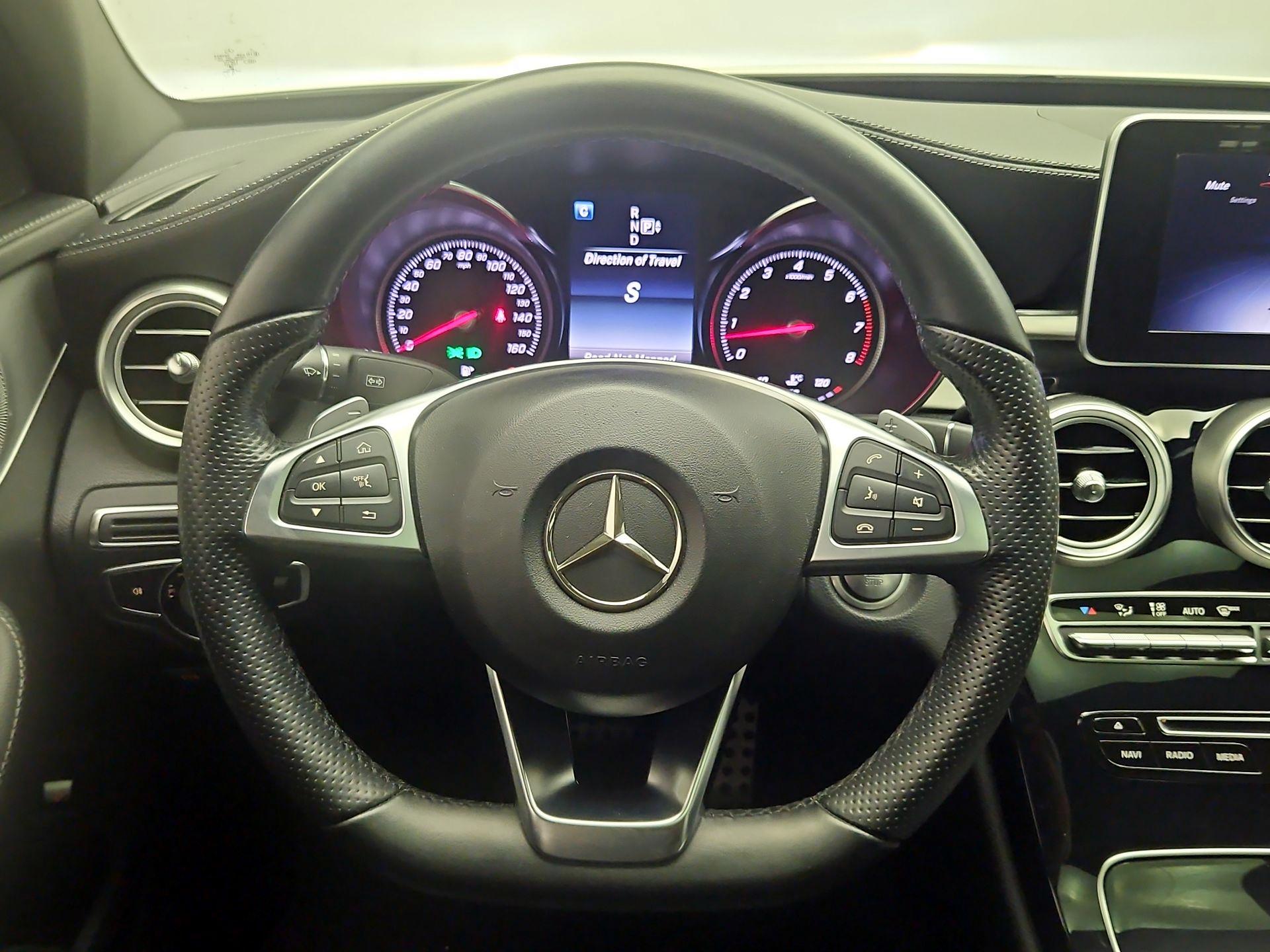 Thumbnail: 2015 Mercedes-Benz C-Class - 10