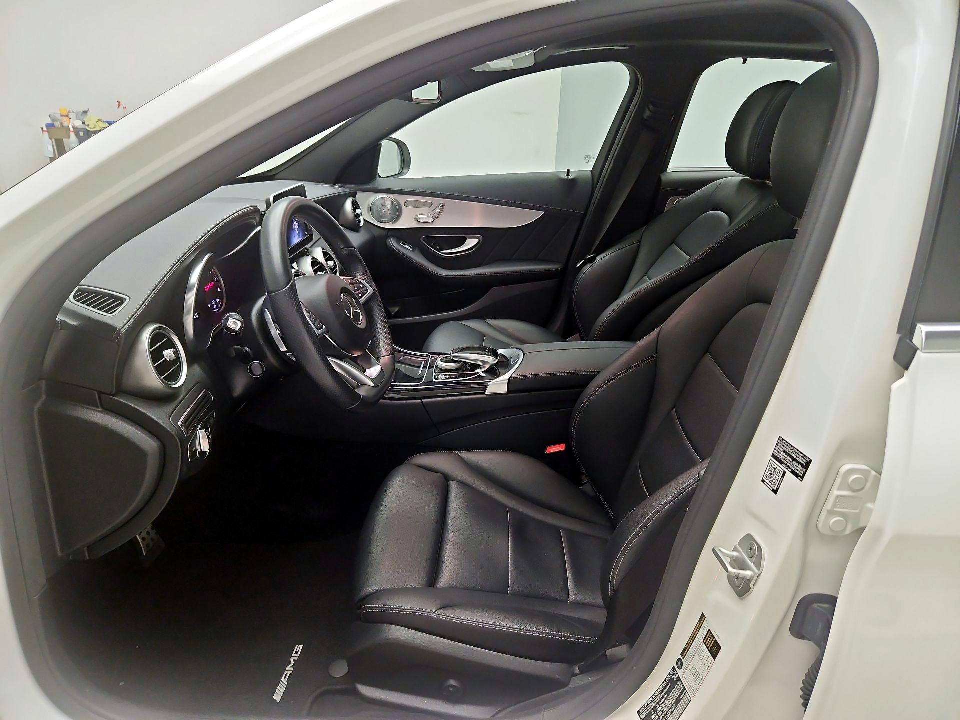 Thumbnail: 2015 Mercedes-Benz C-Class - 11