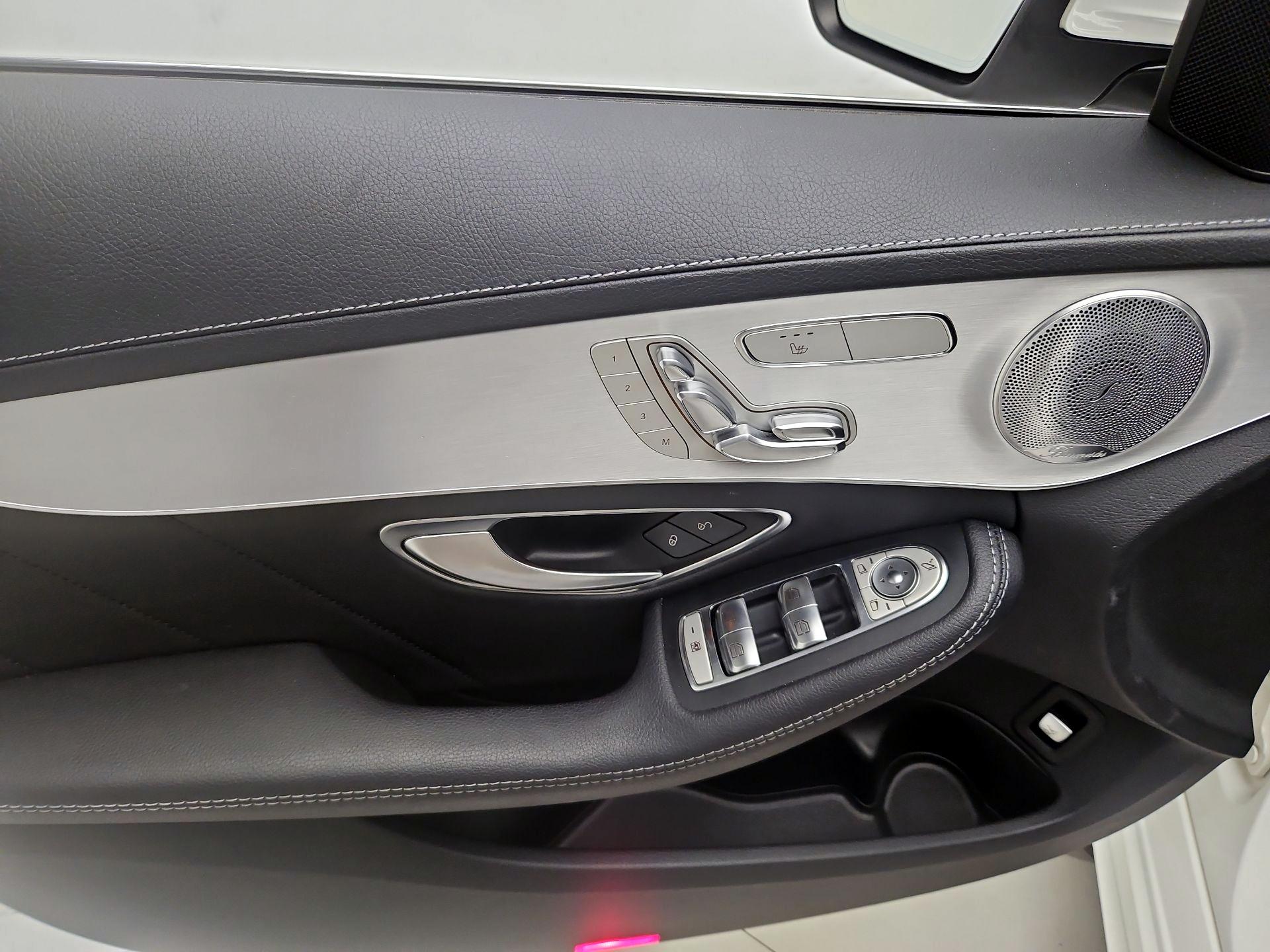 Thumbnail: 2015 Mercedes-Benz C-Class - 12