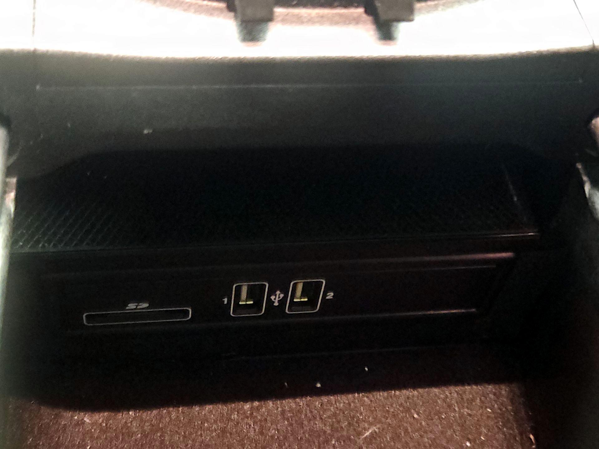 Thumbnail: 2015 Mercedes-Benz C-Class - 19