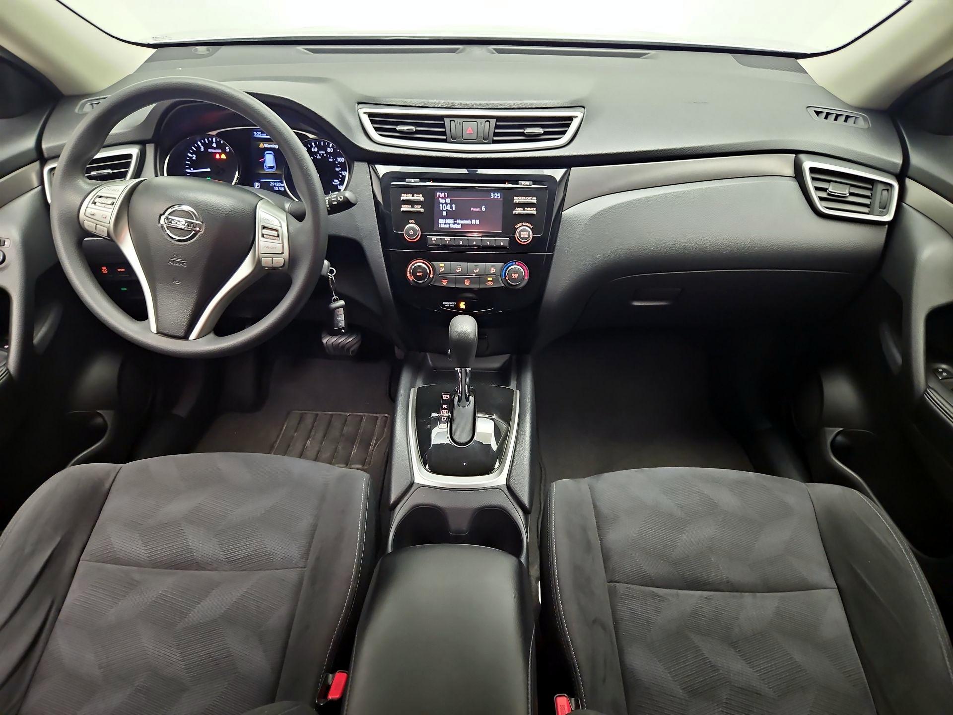 Thumbnail: 2015 Nissan Rogue - 9